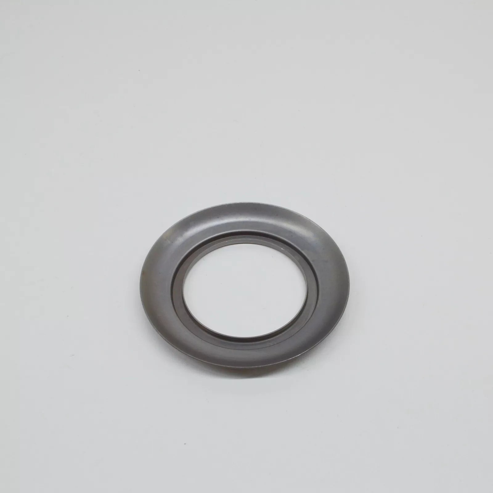 NEW BMW 3 E46 OUTPUT SHAFT SEAL DUST COVER 33131428097 1428097 ORIGINAL