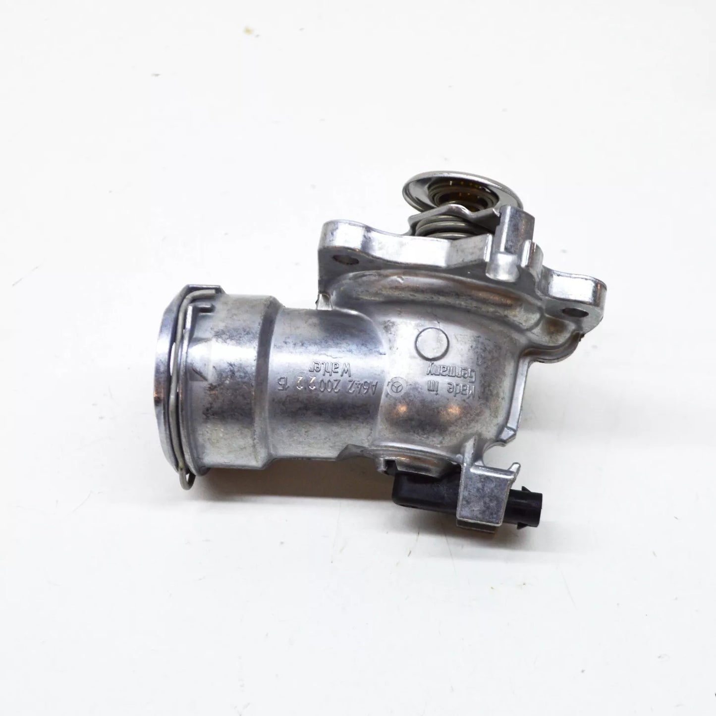 NEW MERCEDES-BENZ E W212 COOLANT THERMOSTAT A6422002215