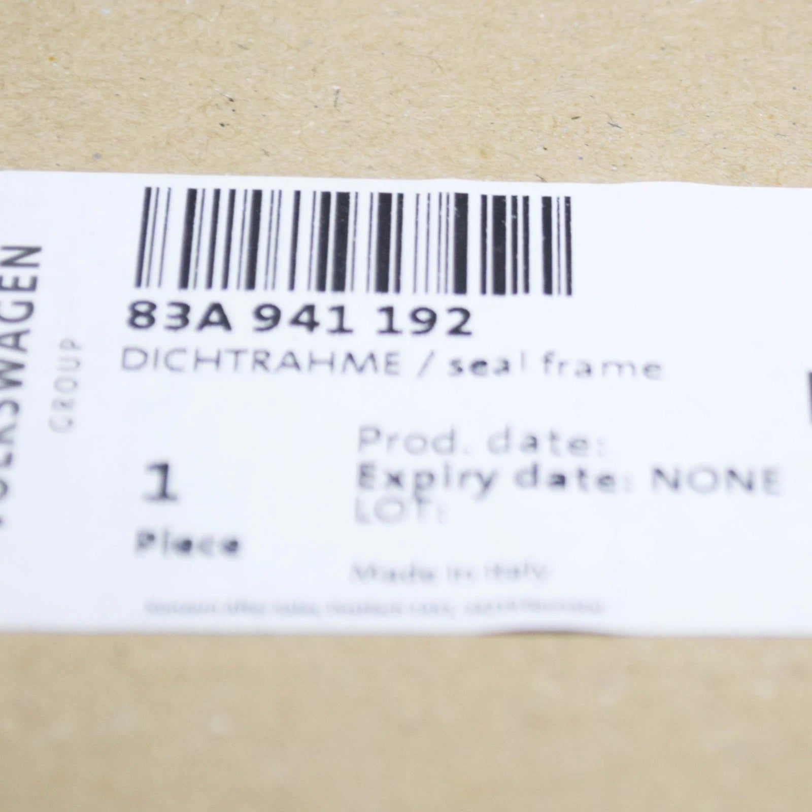 NEW AUDI Q3 F3 SPORTBACK FRONT RIGHT HEADLIGHT SEAL 83A941192 ORIGINAL