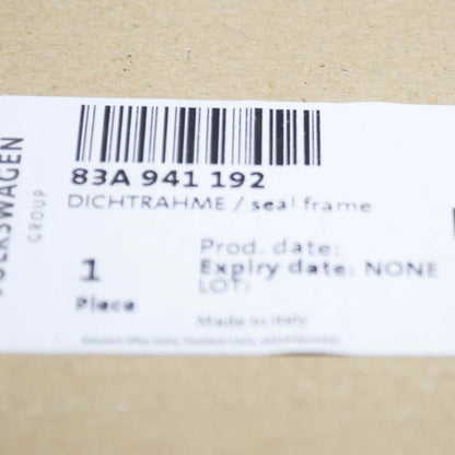 NEW AUDI Q3 F3 SPORTBACK FRONT RIGHT HEADLIGHT SEAL 83A941192 ORIGINAL