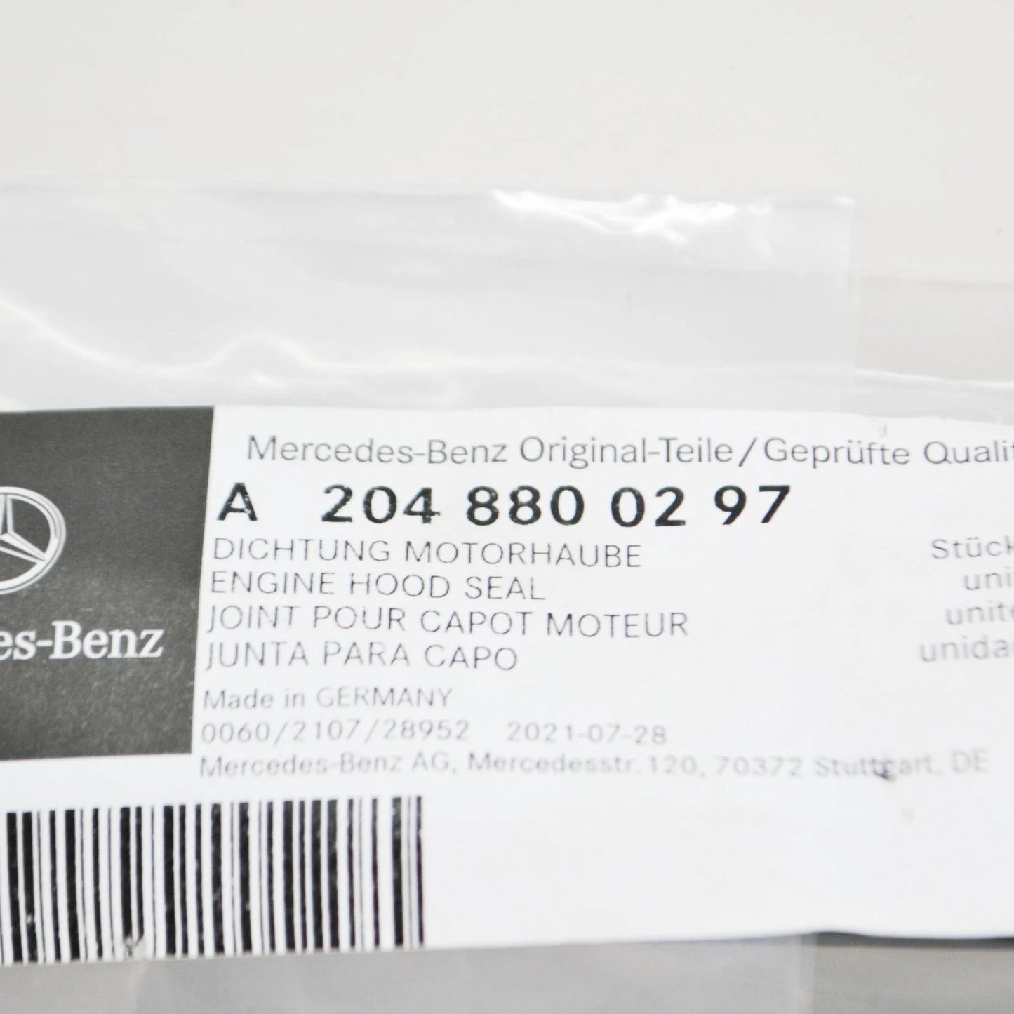 NEW MERCEDES-BENZ C-CLASS W204 ENGINE HOOD SEAL A2048800297 ORIGINAL