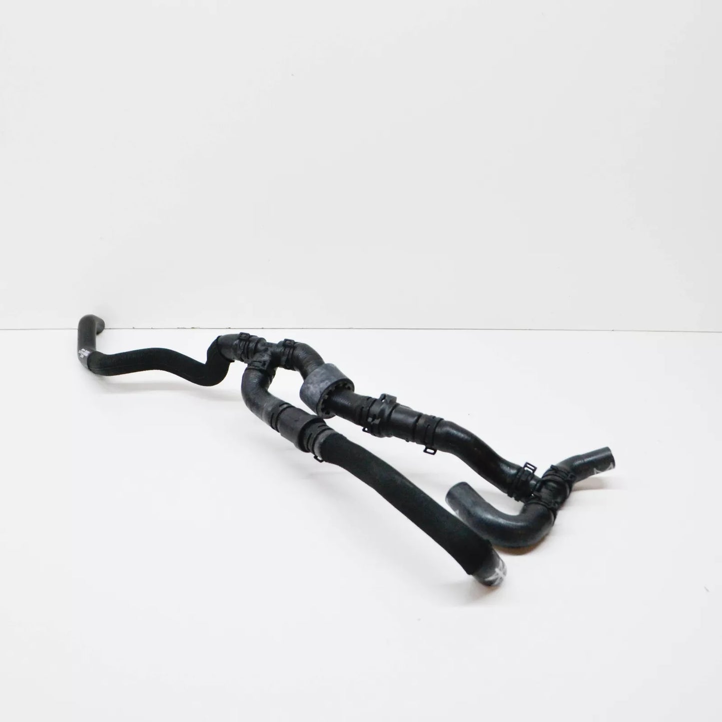 NEW AUDI A4 8K2,B8 ENGINE COOLANT HOSE 03L122157M ORIGINAL