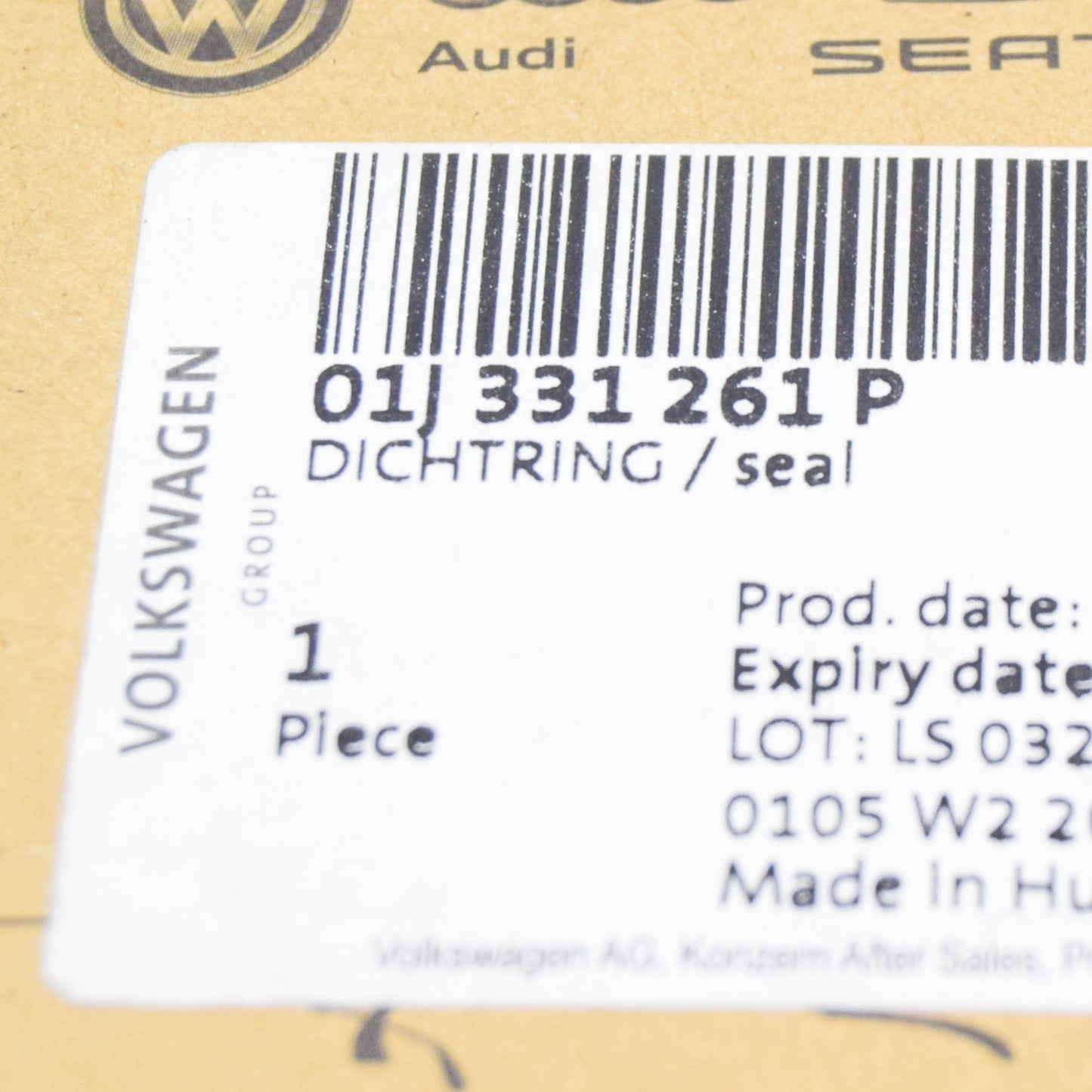 NEW AUDI A4 B7 TRANSMISSION SHAFT OIL SEAL 01J331261P ORIGINAL