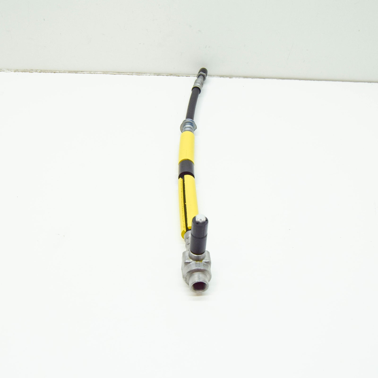 NEW AUDI RS4 B9 FRONT LEFT HOSE PIPE 8W0616711 ORIGINAL