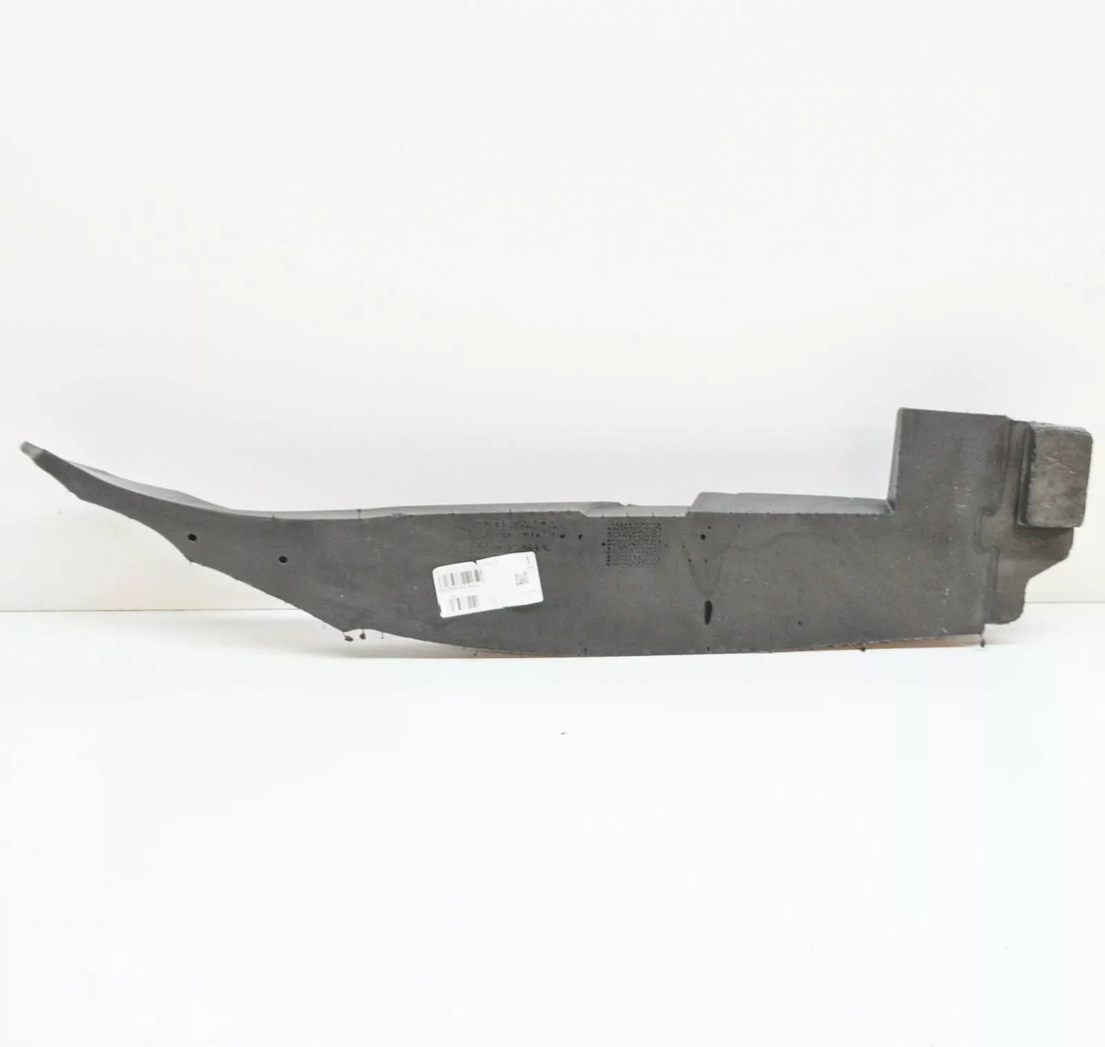 NEW VOLKSWAGEN PASSAT B8 FRONT RIGHT WING INSULATION 3G0864236L