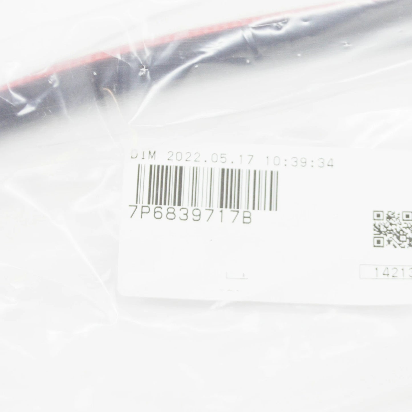 NEW VOLKSWAGEN TOUAREG 7P REAR LEFT DOOR FRONT SEAL 7P6839717B