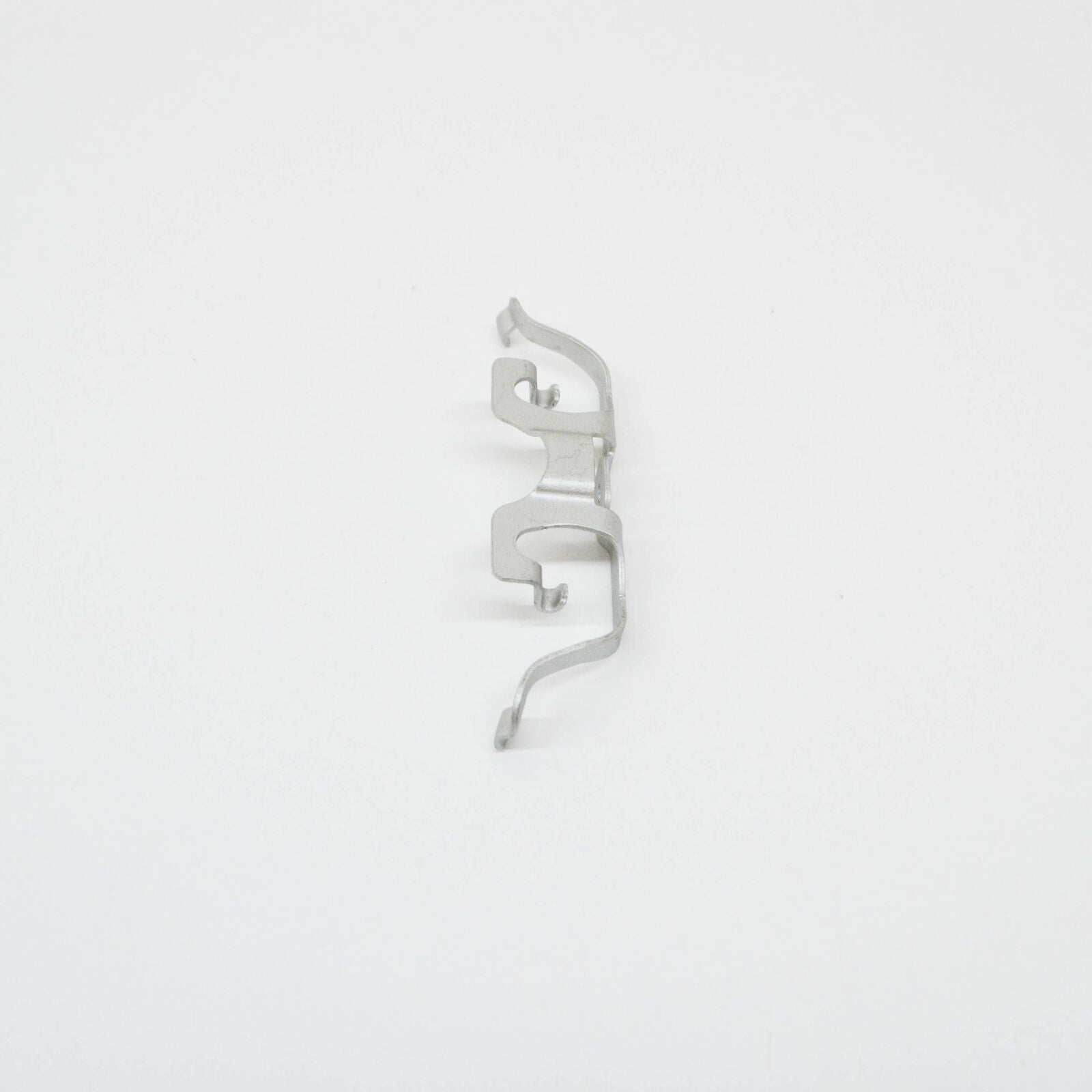 NEW MERCEDES-BENZ C W205 REAR BRAKE PAD SPRING CLIP A0009937807 ORIGINAL