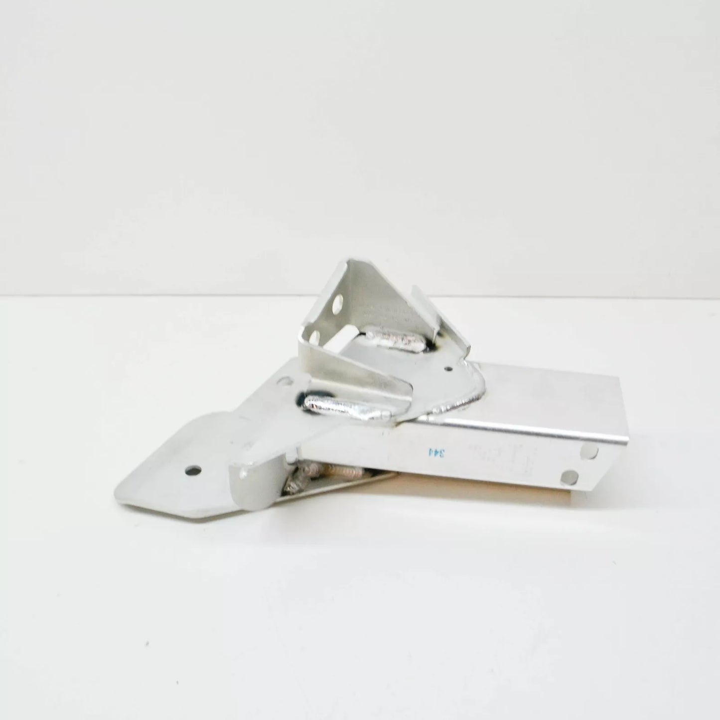 NEW AUDI R8 42 REAR BUMPER LEFT IMPACT BAR BRACKET 420807553H