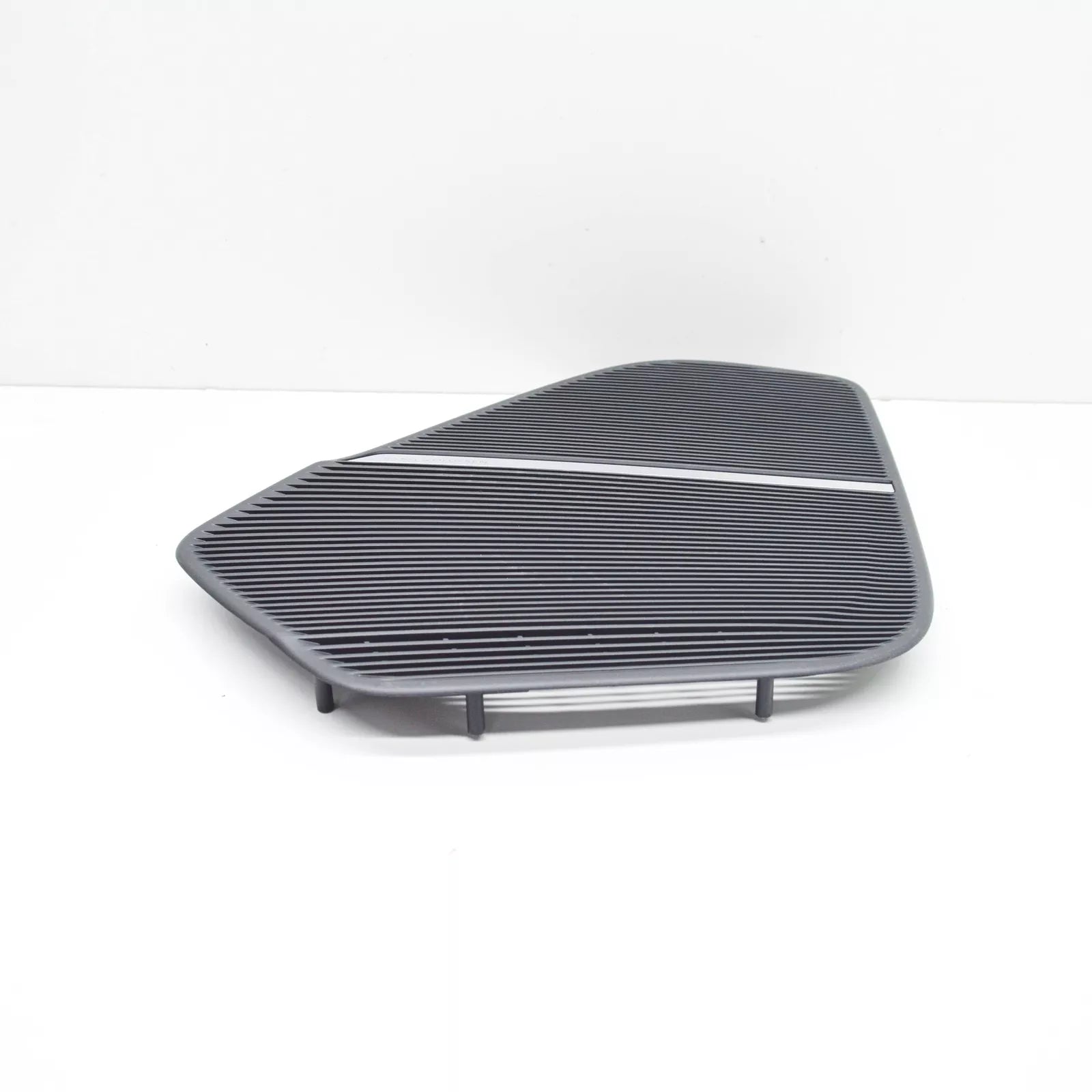 NEW AUDI Q7 4M REAR LEFT DOOR SPEAKER COVER 4M8868451A4PK ORIGINAL