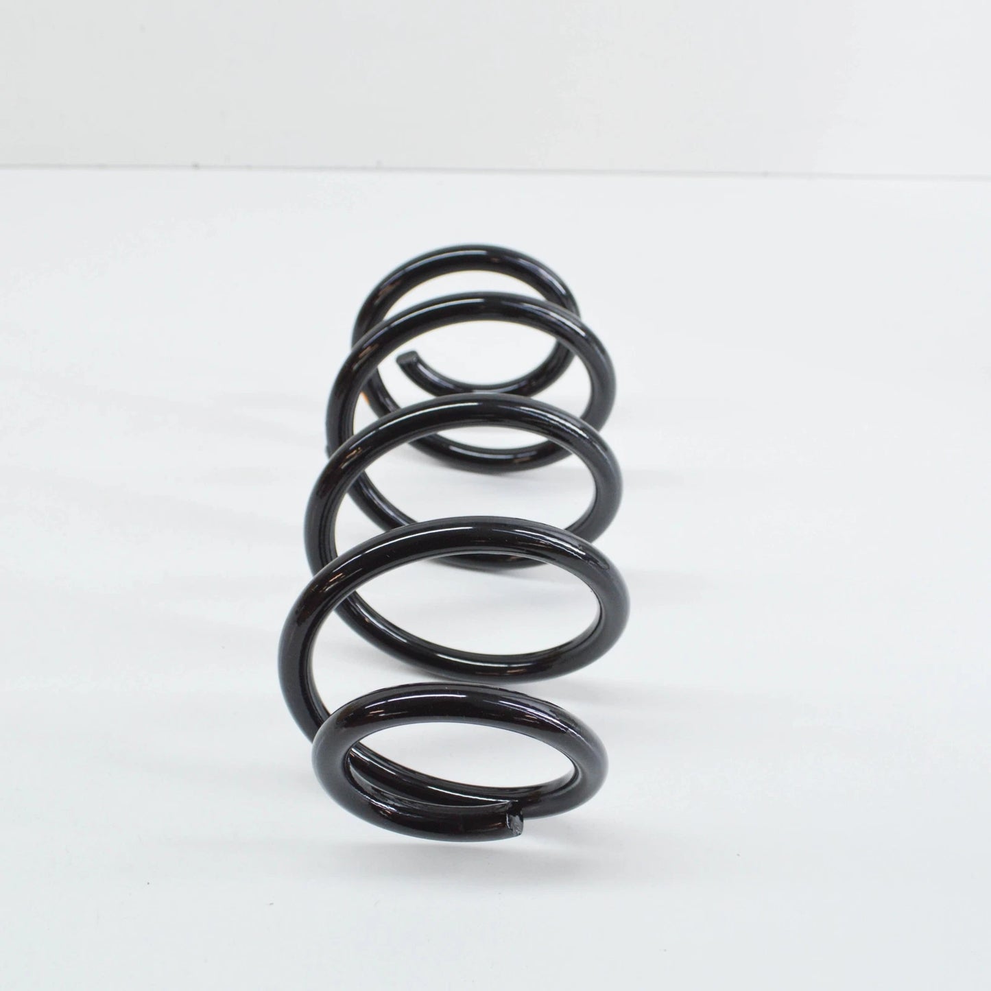 NEW MERCEDES-BENZ B W246 REAR HELICAL COIL SPRING A2463243004 ORIGINAL