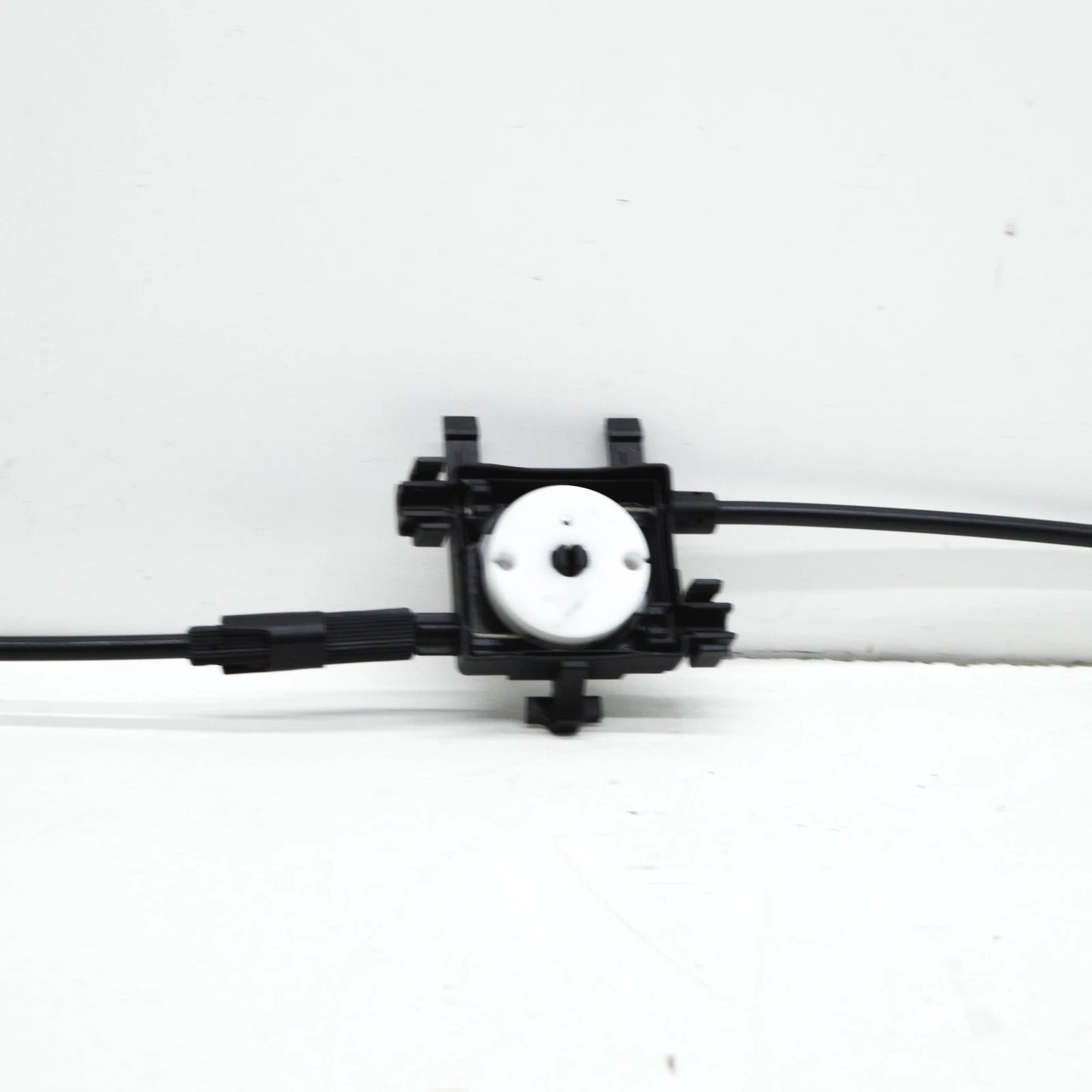 NEW AUDI A3 SPORTBACK 8Y FRONT BONNET HOOD CENTER CABLE 8Y0823531 ORIGINAL