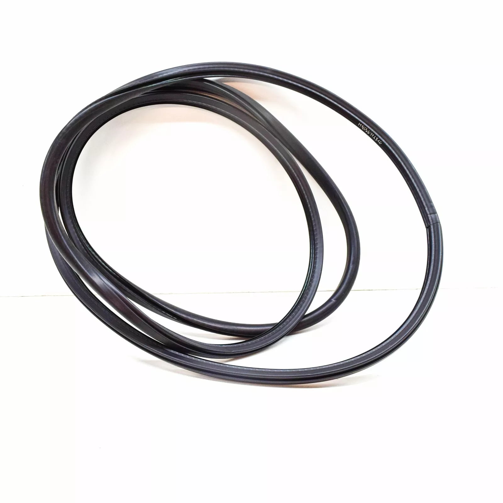 NEW MB SPRINTER 906 FRONT FIXED SIDEWALL WINDOW SEAL FRAME A9066712820