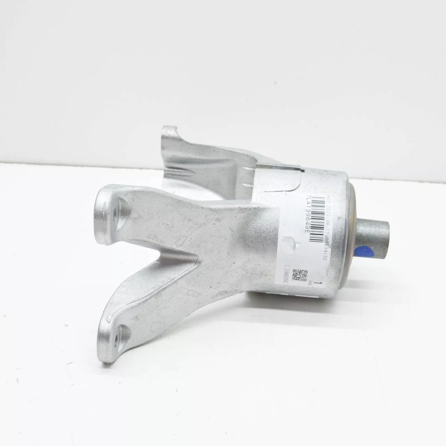 NEW VOLKSWAGEN TRANSPORTER T6 FRONT ENGINE MOUNT 7LA199849E