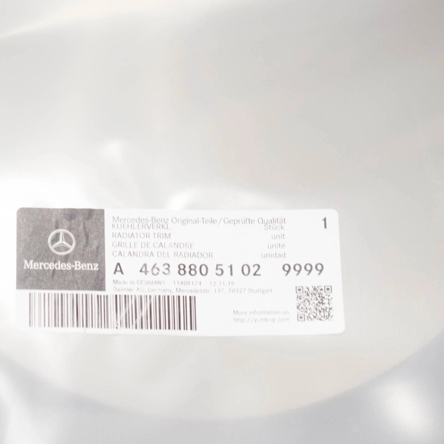 NEW MERCEDES BENZ G W463 RADIATOR TRIM A4638805102 9999