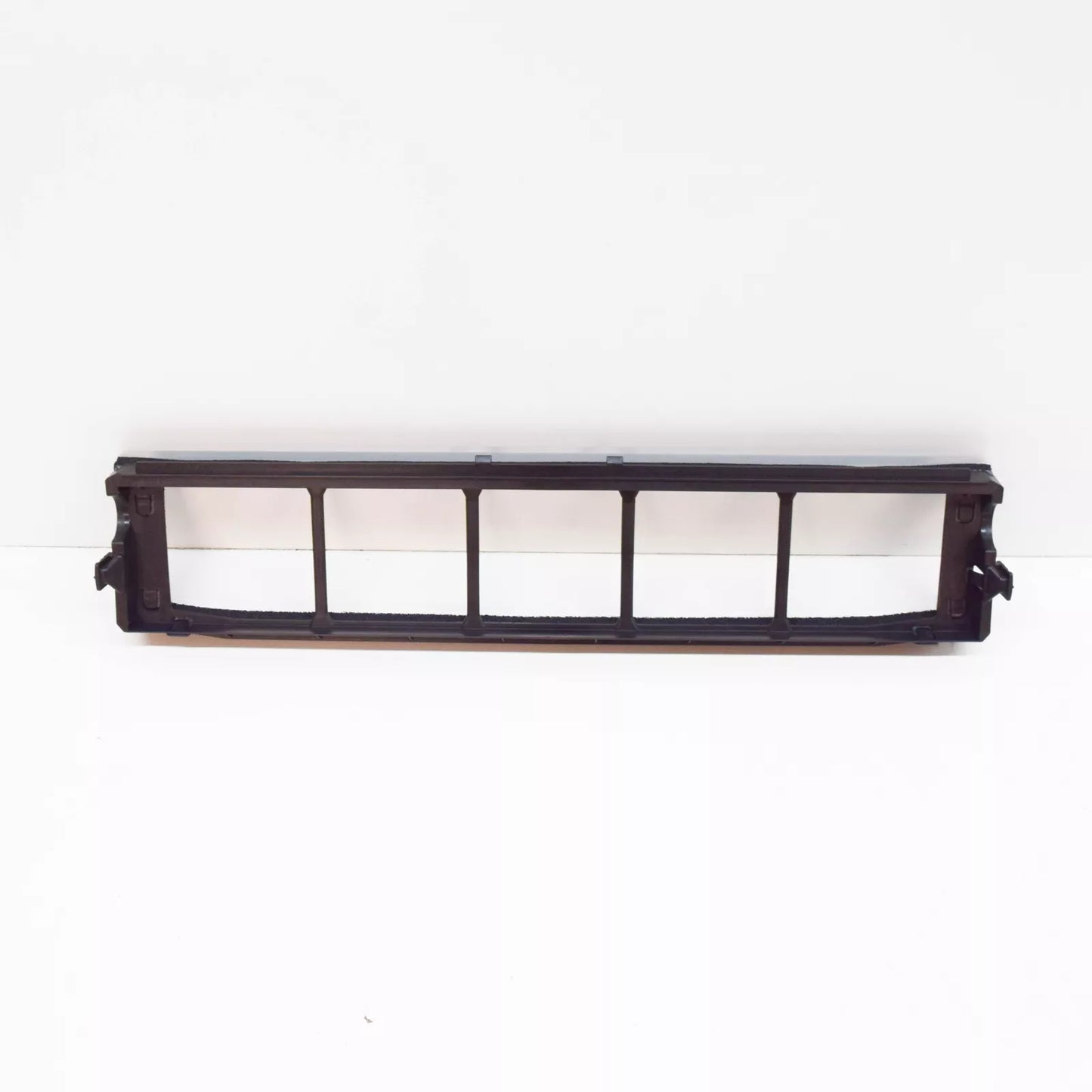 NEW MERCEDES-BENZ AMG C 63 W205 RADIATOR SUPPORT BRACKET A2055040018 ORIGINAL