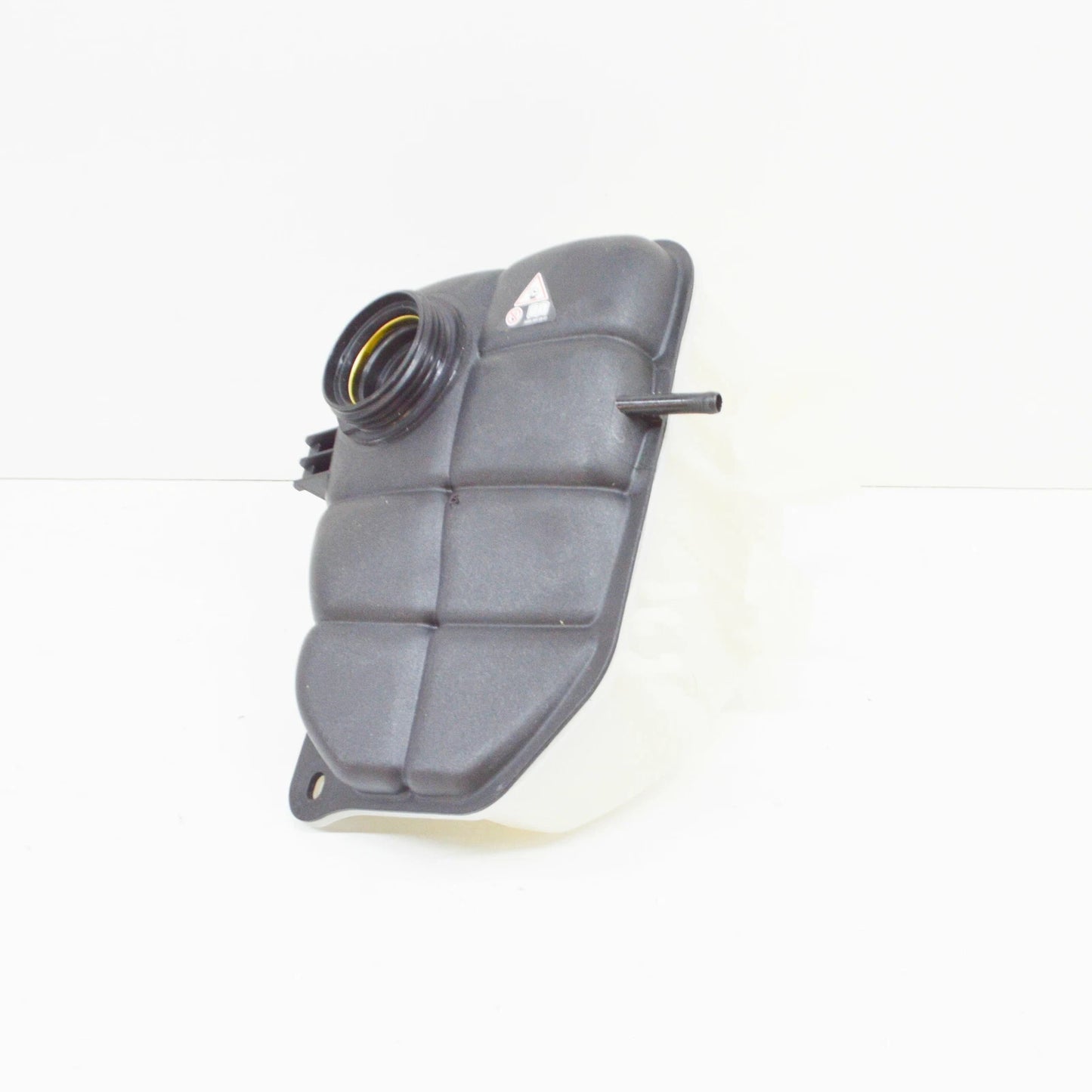 NEW MB CLK A209 EXPANSION COOLANT TANK A2035000049 3.5 PETROL