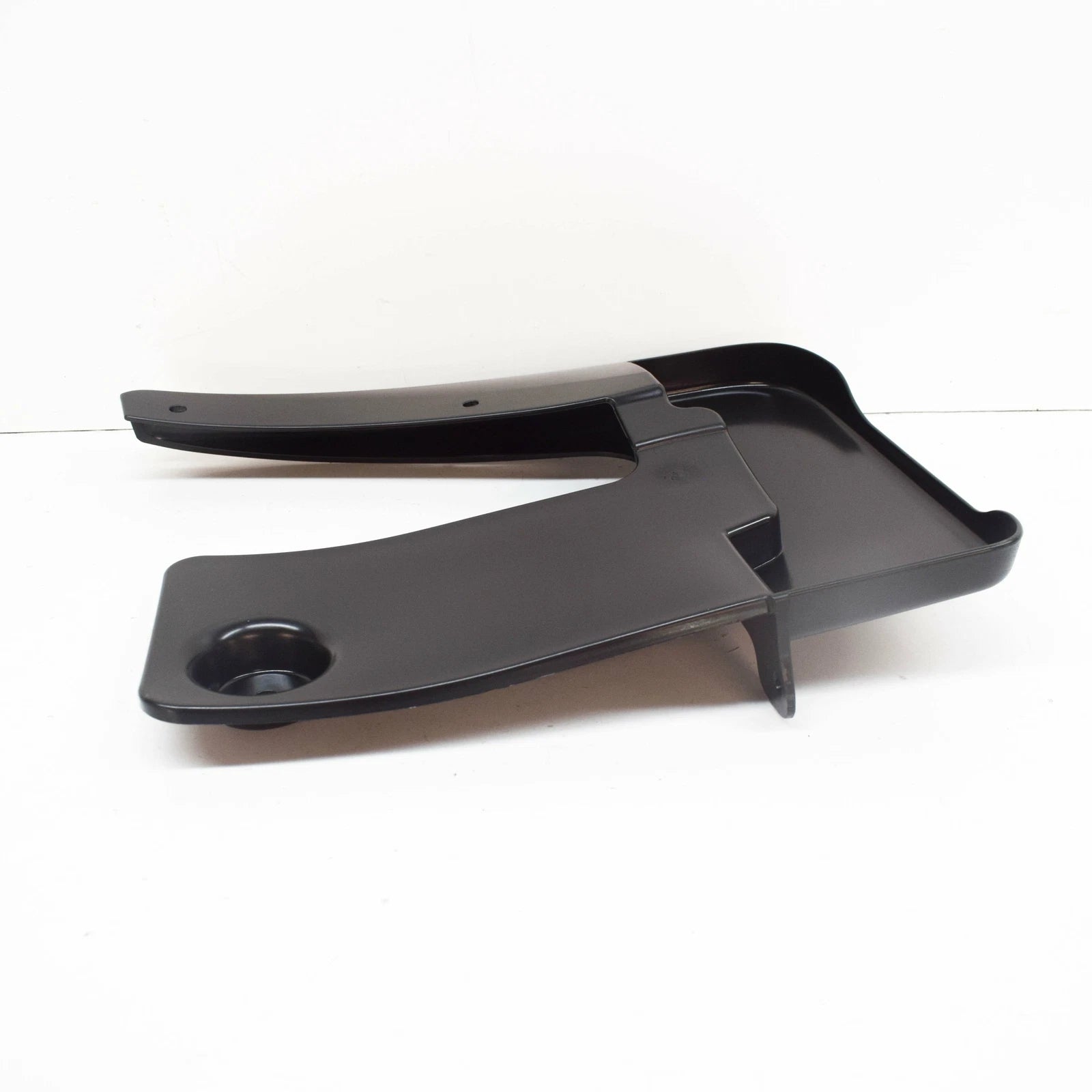 NEW MERCEDES-BENZ SPRINTER W907 FRONT LEFT MUDGUARD FLAP A91088900009051