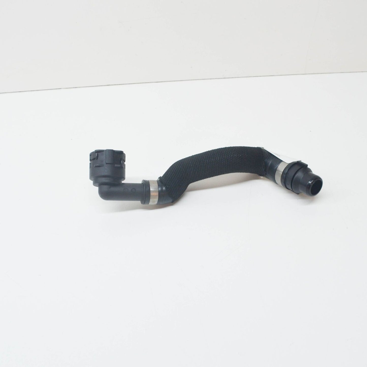 NEW MERCEDES-BENZ E W212 COOLANT HOSE A2385016800 2011 ORIGINAL