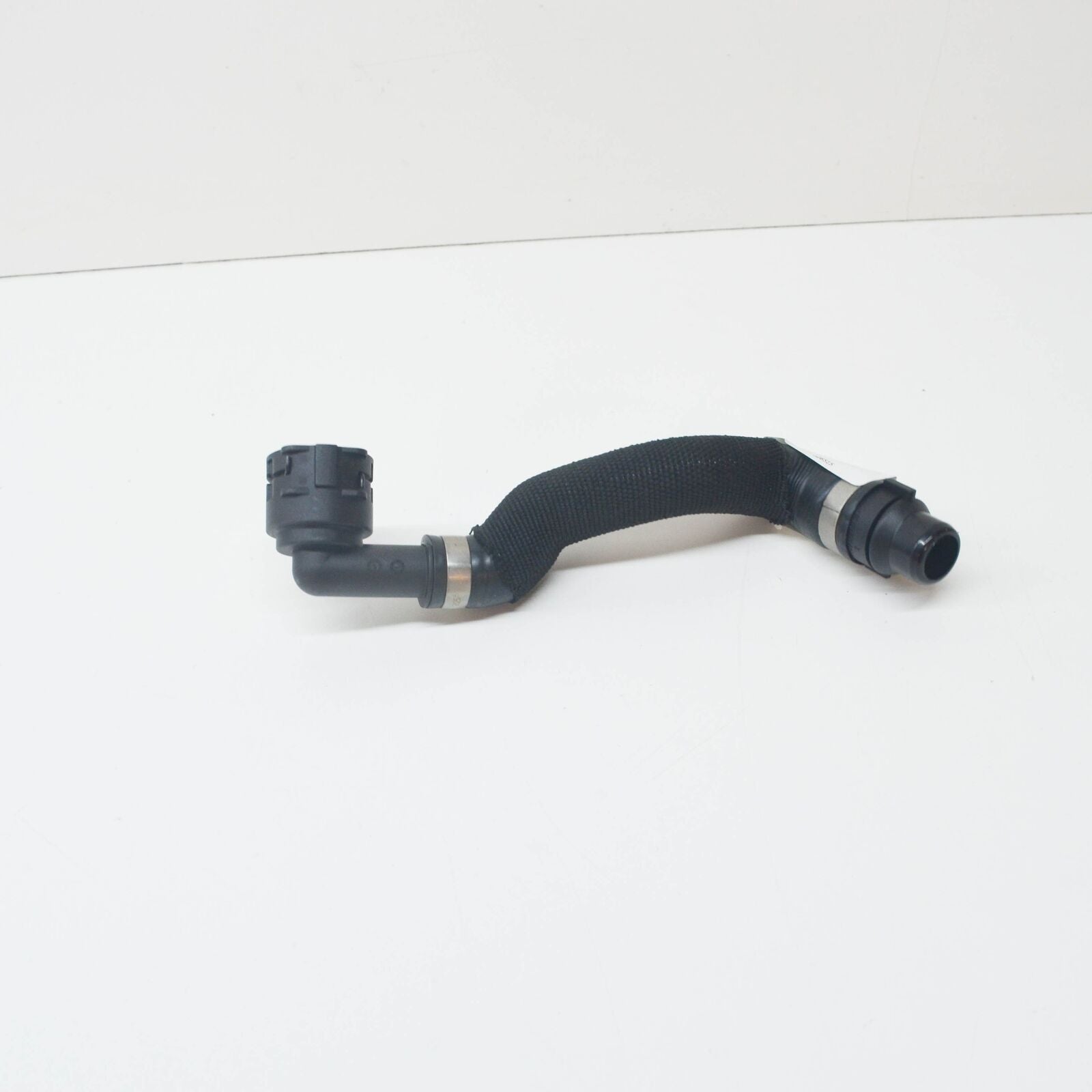 NEW MERCEDES-BENZ E W212 COOLANT HOSE A2385016800 2011 ORIGINAL
