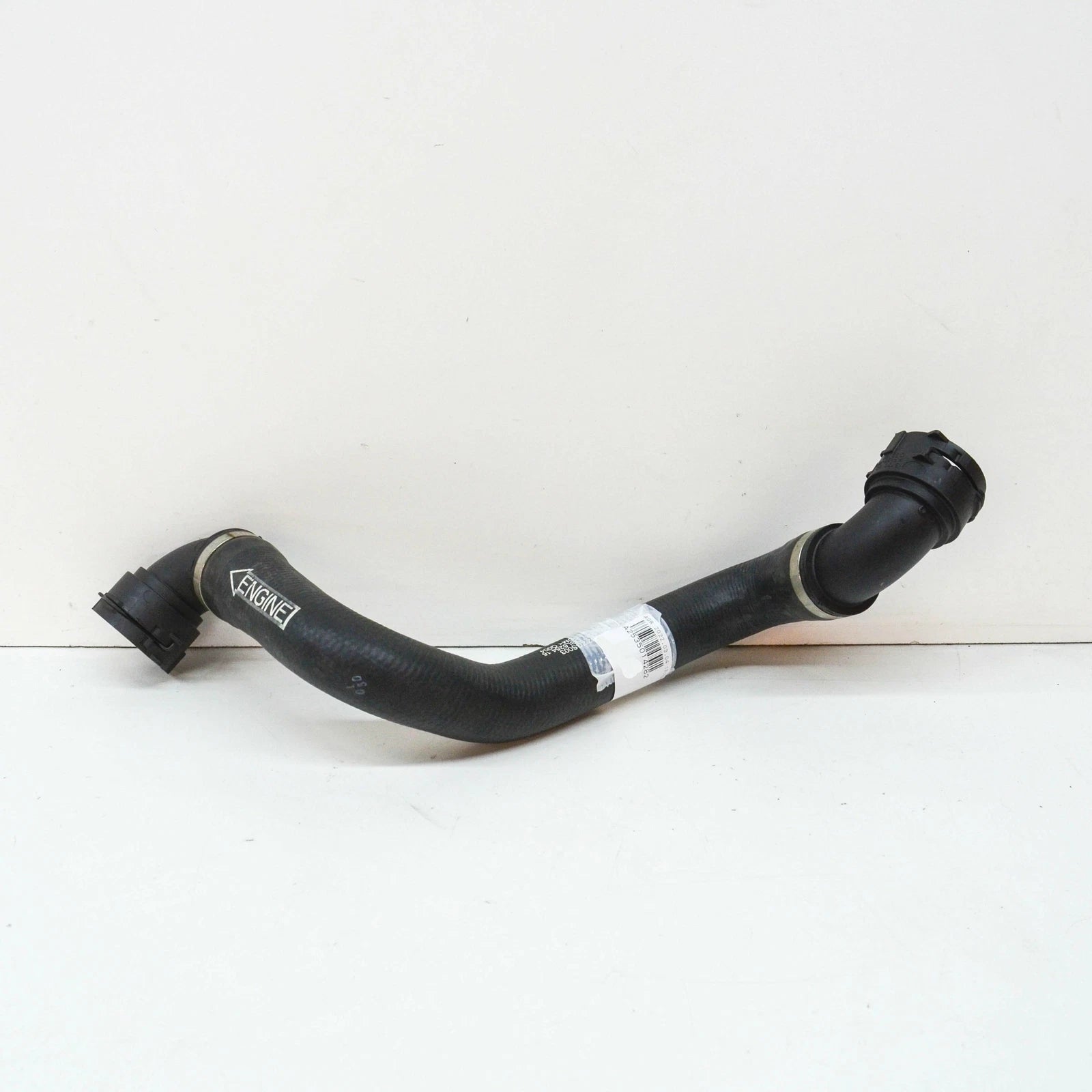 NEW MERCEDES-BENZ E W213 RIGHT WATER COOLING RADIATOR HOSE A2535014282