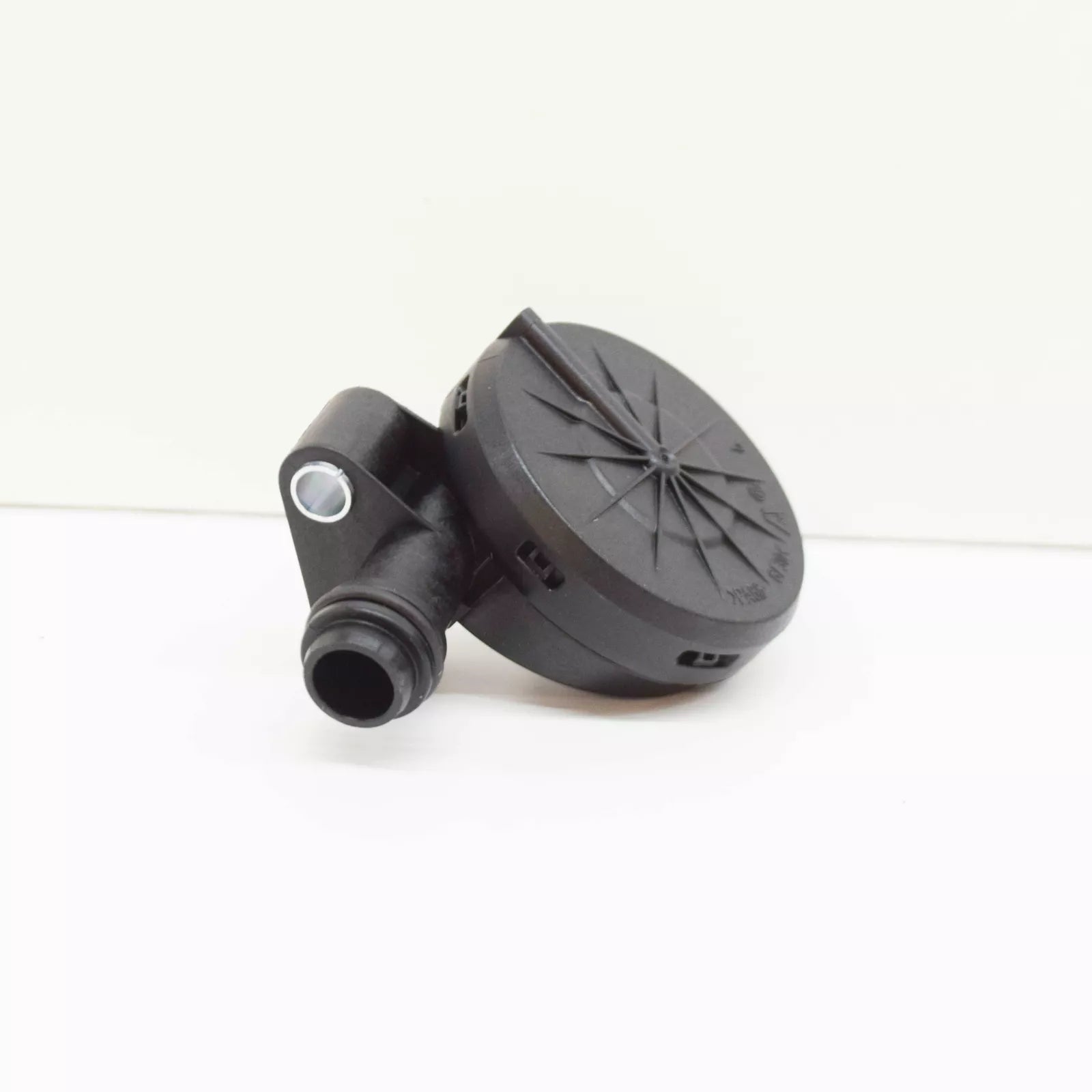 NEW VOLKSWAGEN POLO 9N PCV VALVE 03D103765F