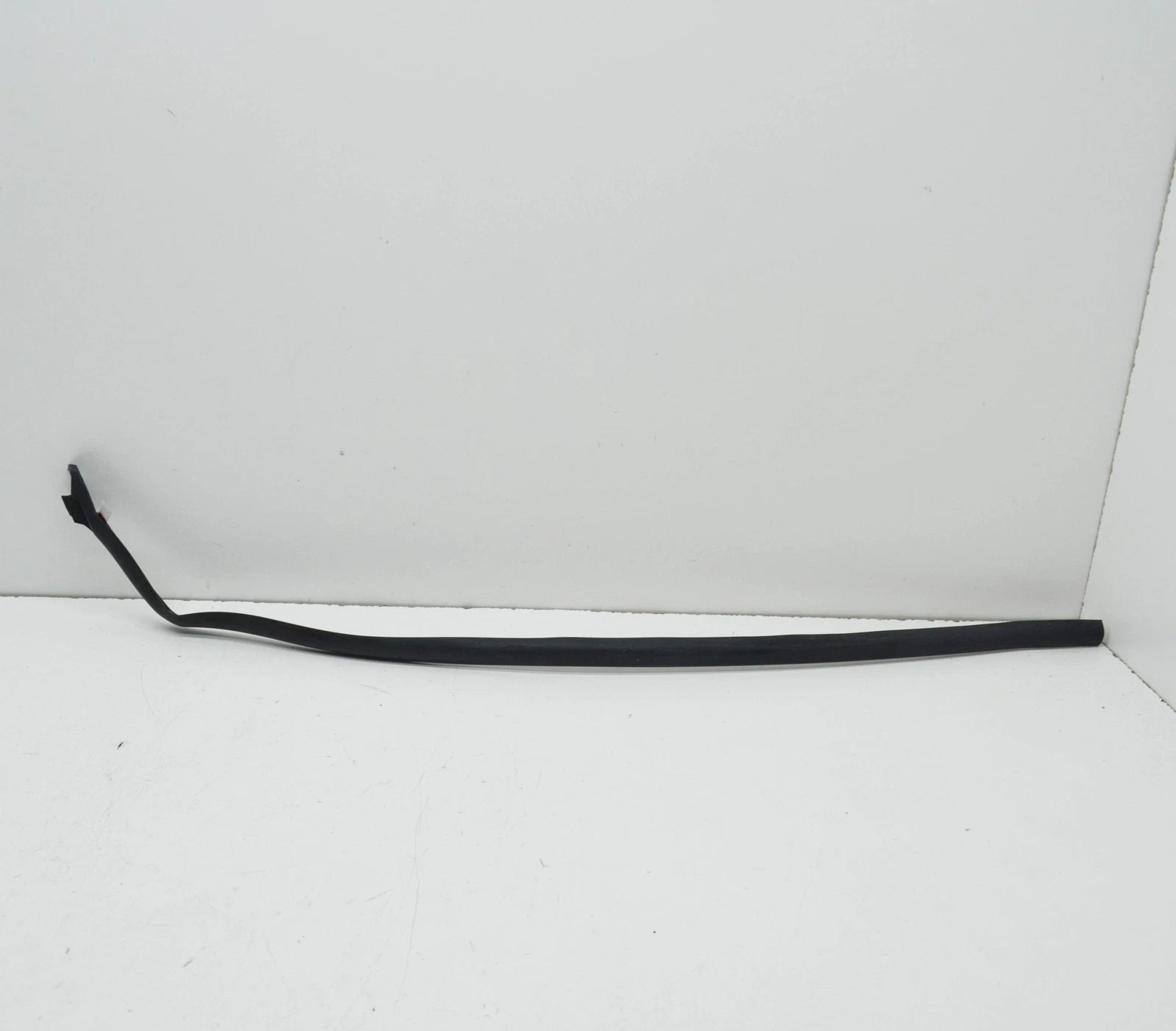 NEW BMW 7 F01 REAR RIGHT DOOR SEAL RUBBER 51357177944 ORIGINAL