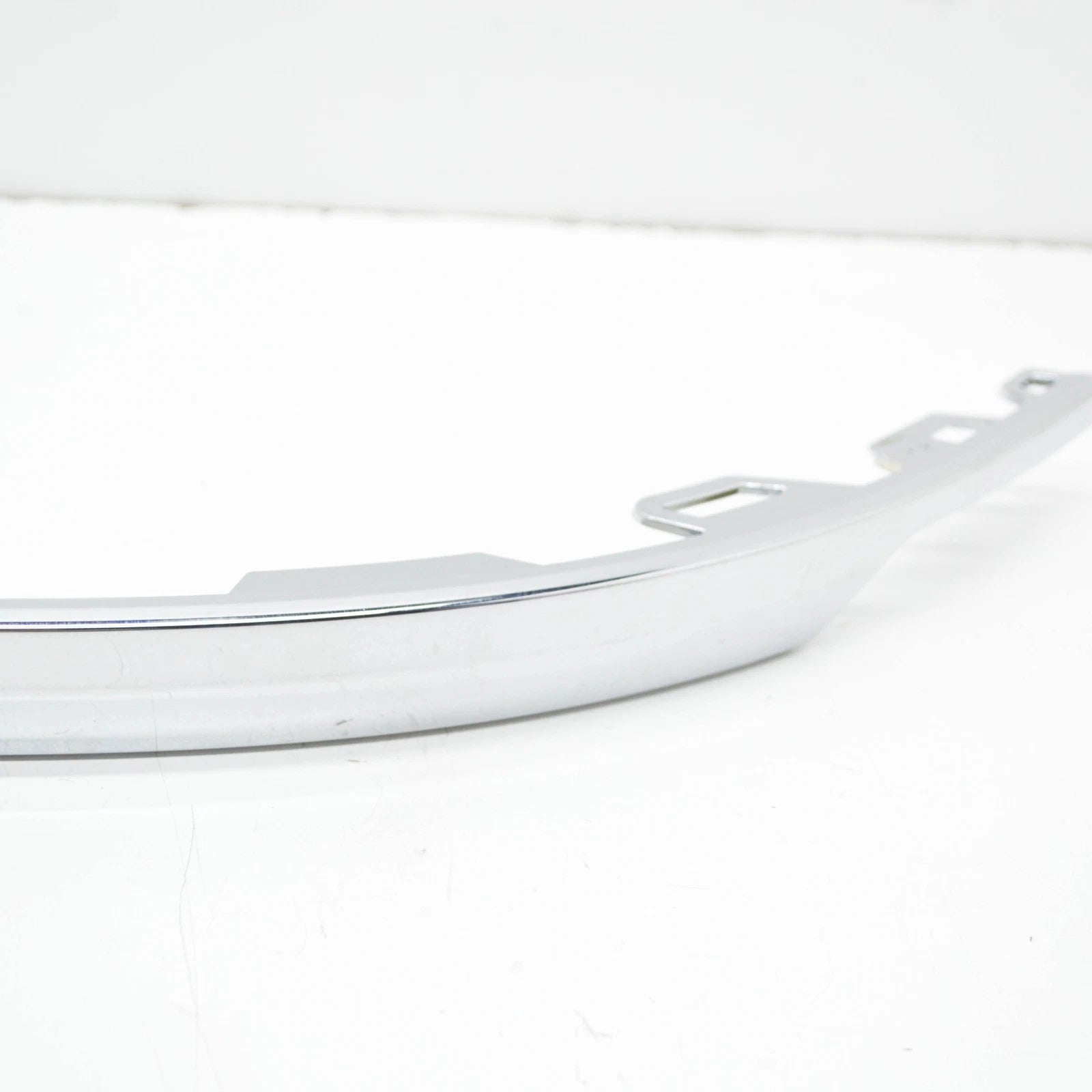NEW VOLKSWAGEN TIGUAN AD REAR LEFT BUMPER MOLDING TRIM 5NN8538412ZZ