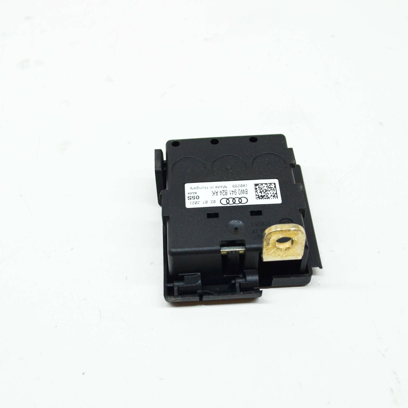 NEW AUDI A4 AVANT B9 FUSE BOX WITH FUSE 8W0941824AK ORIGINAL