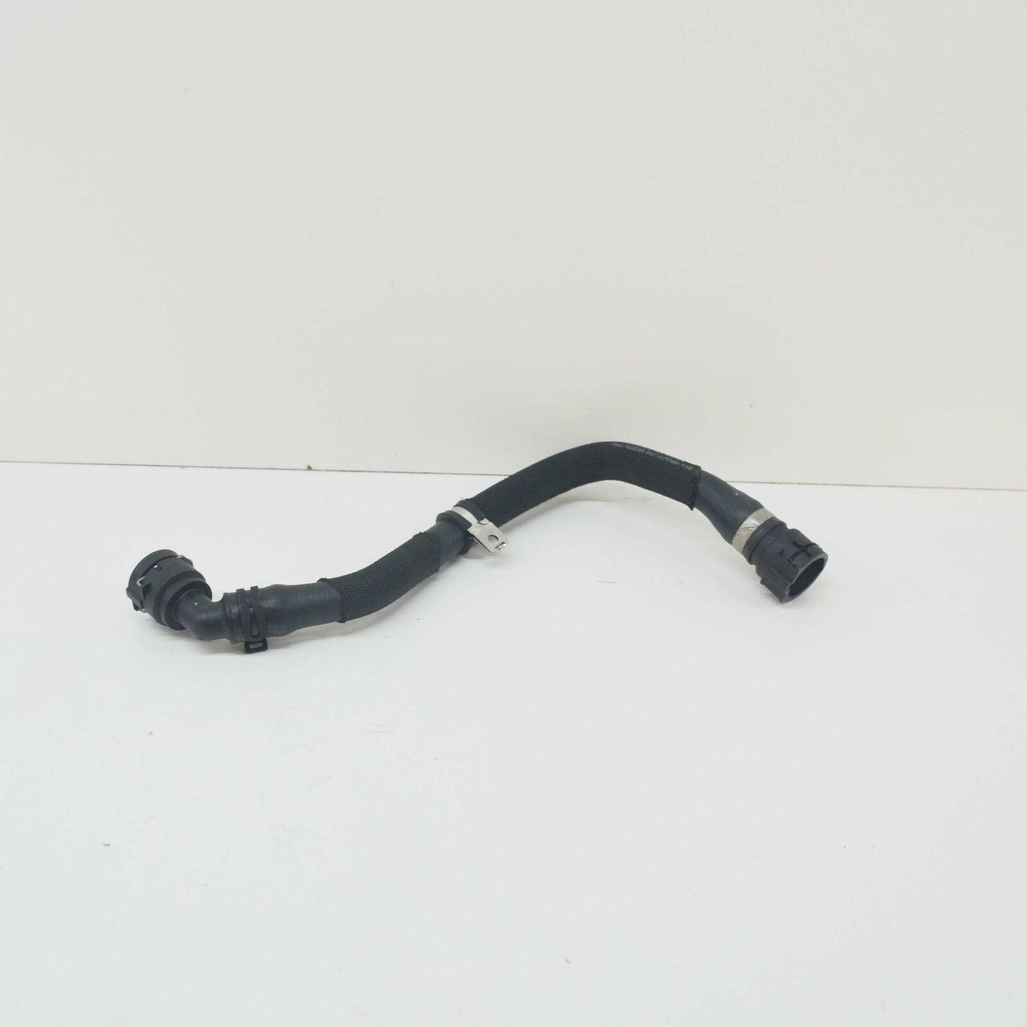 NEW AUDI A4 B8 ENGINE COOLANT HOSE 8K0121109AA ORIGINAL
