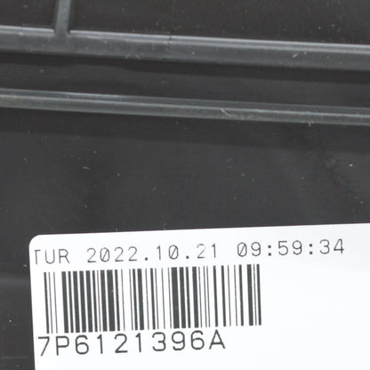 NEW VOLKSWAGEN TOUAREG 7P RIGHT AIR GUIDE CHANNEL 7P6121396A ORIGINAL