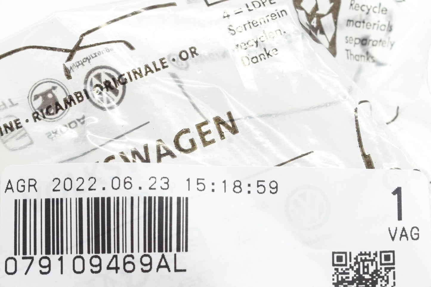 NEW AUDI A4 B8 TIMING CHAIN UPPER GUIDE RAIL 079109469AL ORIGINAL