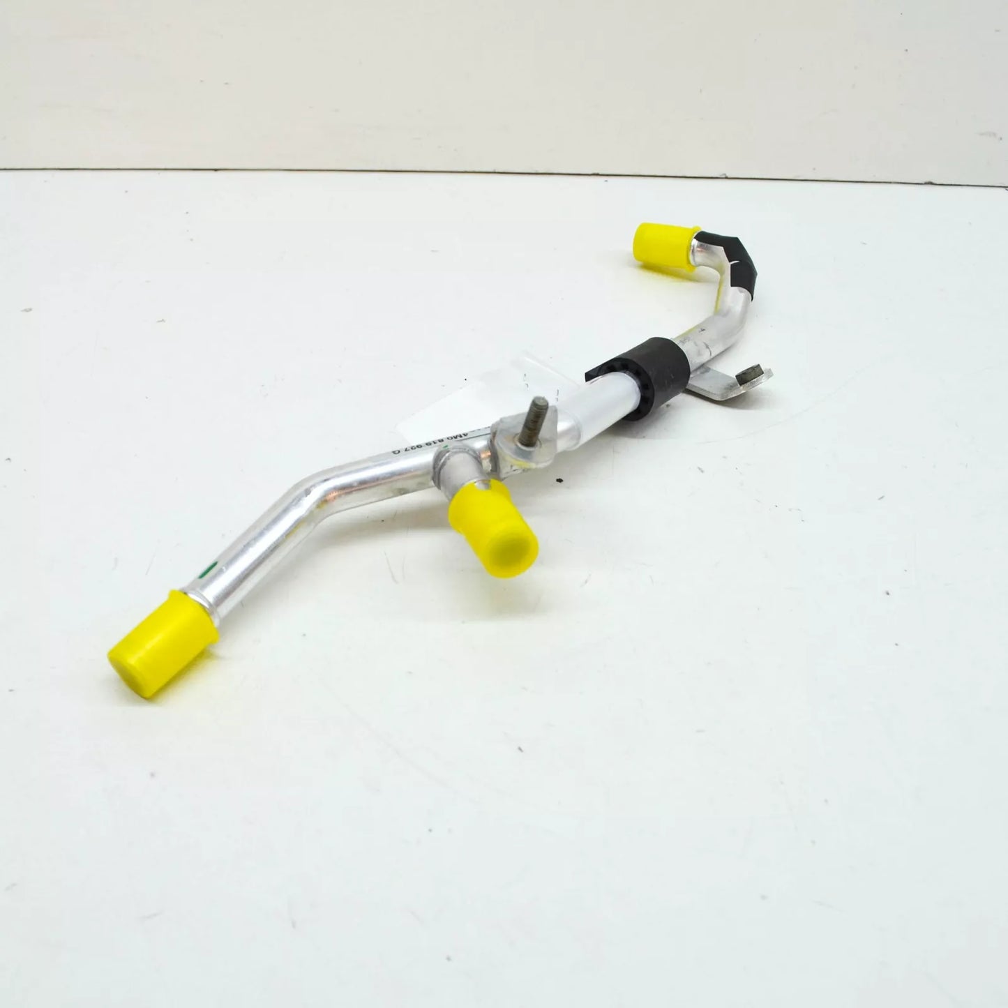 NEW AUDI Q8 ENGINE WATER COOLANT PIPE 4M0819927G