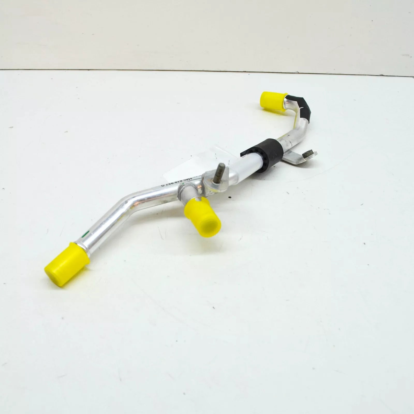 NEW AUDI Q8 ENGINE WATER COOLANT PIPE 4M0819927G