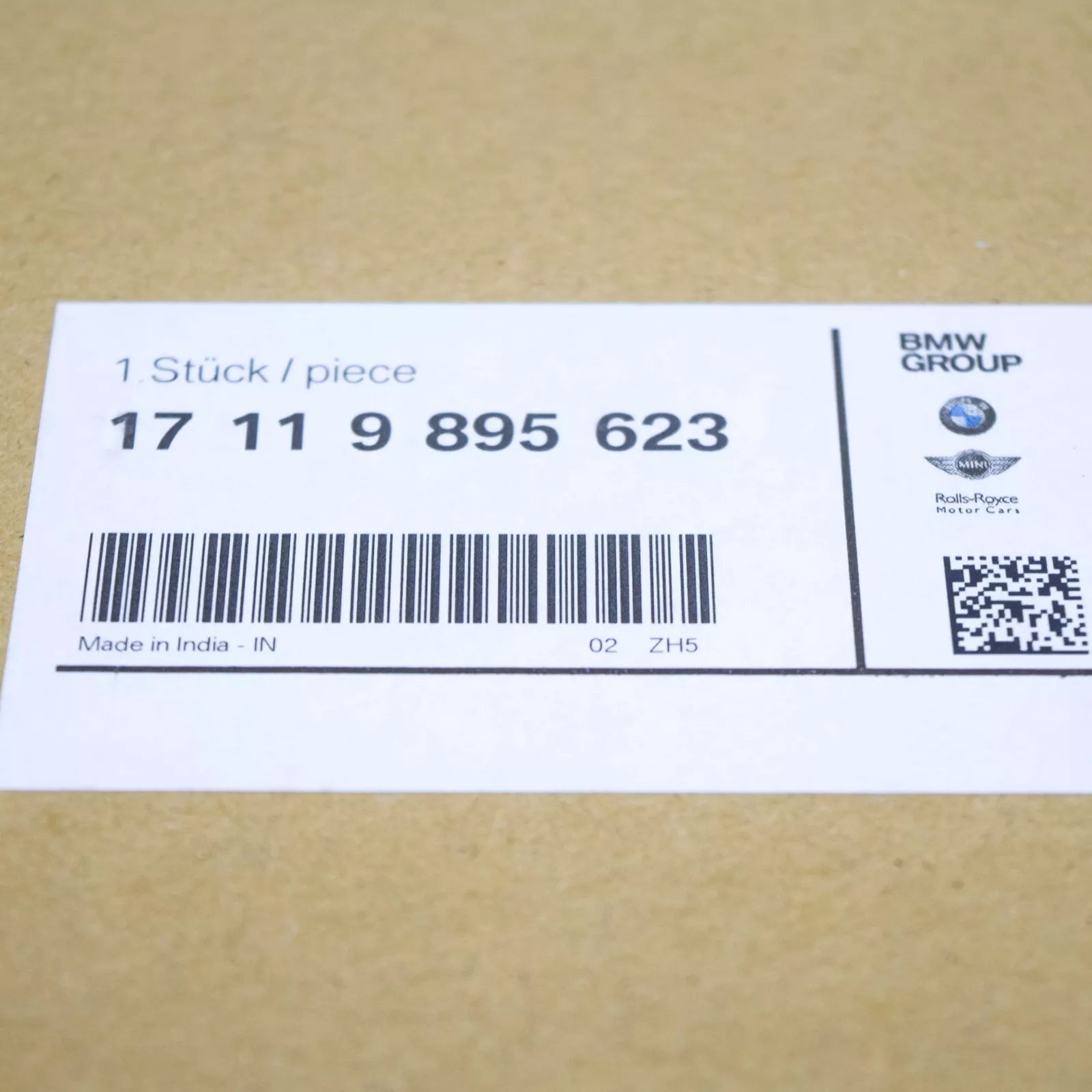 NEW BMW 3 G20 G21 LEFT LOWER RADIATOR INSULATOR HOLDER 17119895623 ORIGINAL