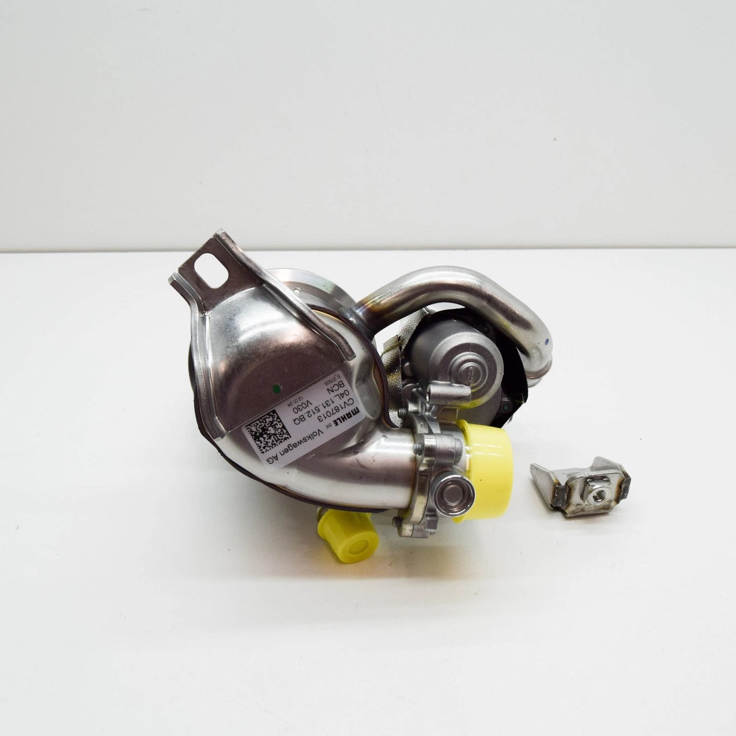 NEW AUDI Q3 F3 EGR COOLER 04L131512BQ ORIGINAL