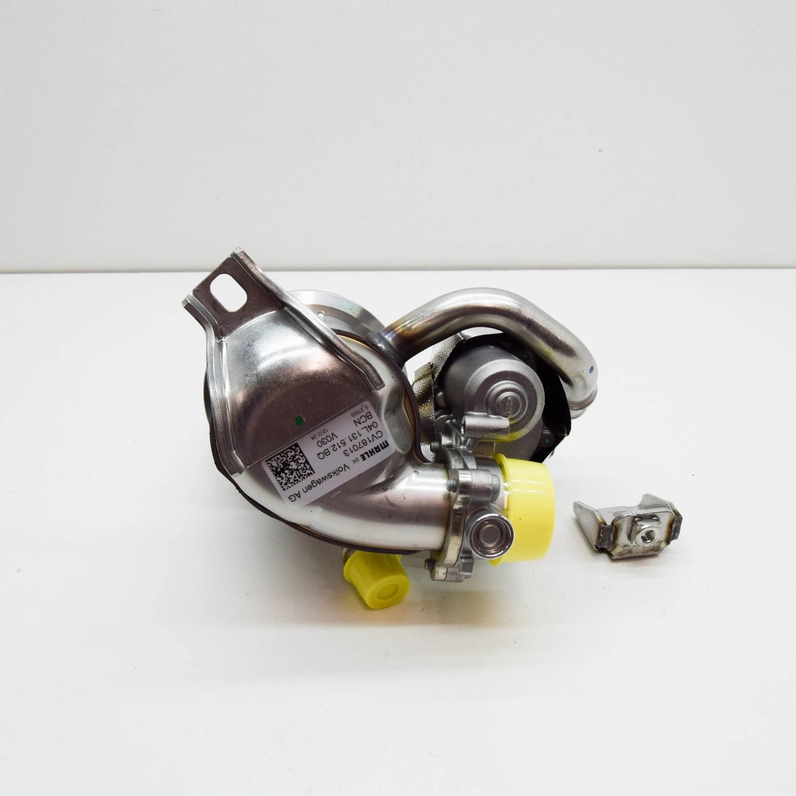 NEW AUDI Q3 F3 EGR COOLER 04L131512BQ ORIGINAL