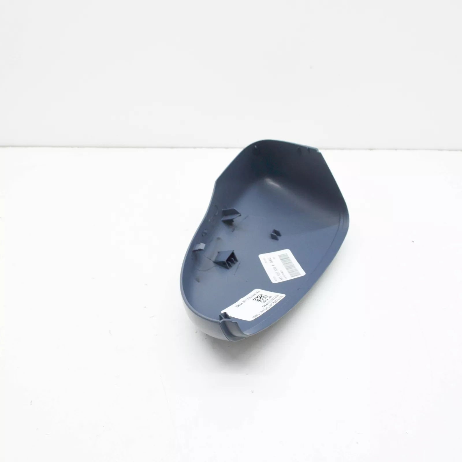 NEW VOLKSWAGEN PASSAT B8 FRONT RIGHT DOOR MIRROR COVER CAP 561857538AGRU