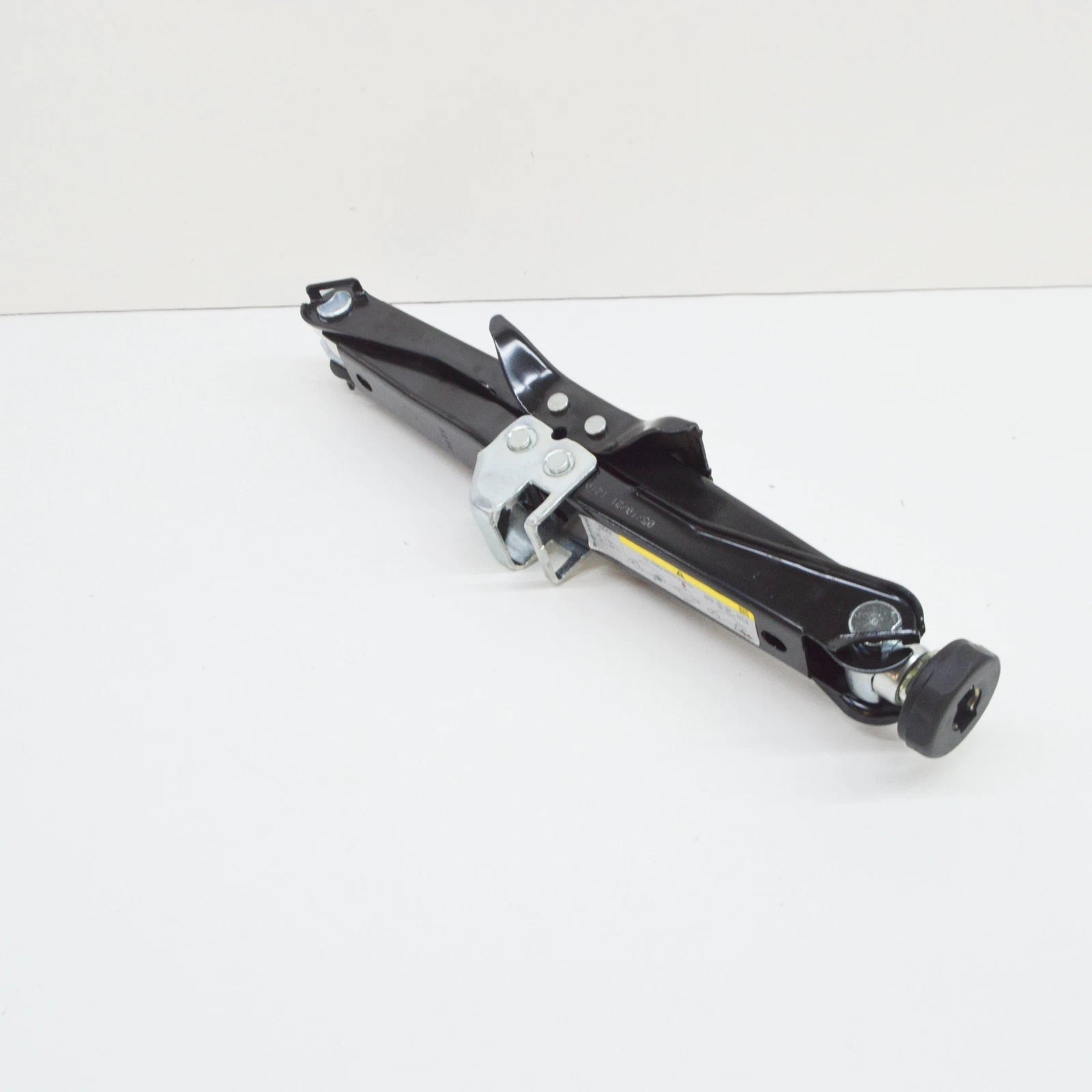 NEW AUDI A4 B8 LIFT JACK 8K0011031M