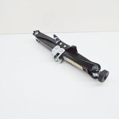 NEW AUDI A4 B8 LIFT JACK 8K0011031M