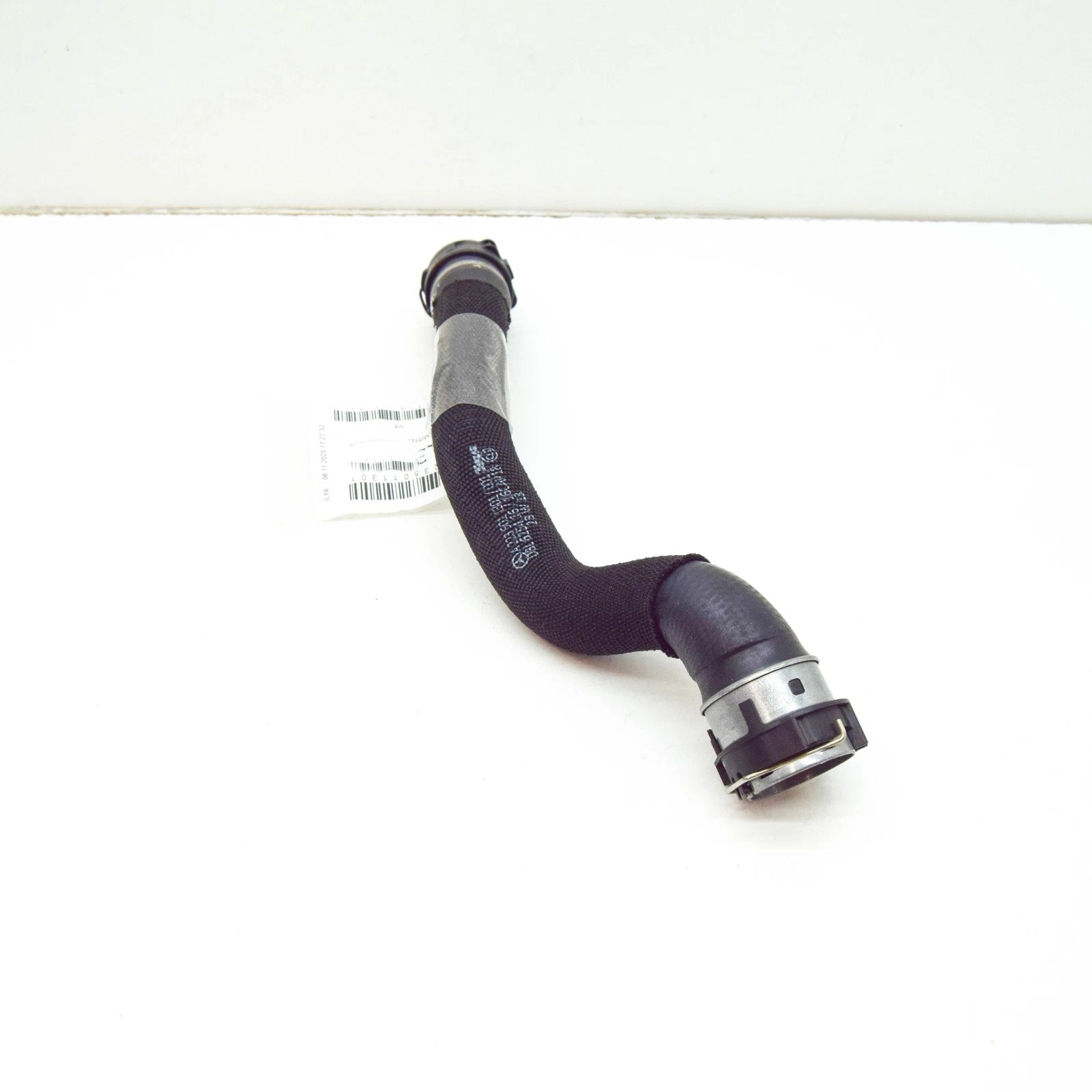 NEW MERCEDES-BENZ S W223 COOLANT HOSE PIPE A2235011301 ORIGINAL