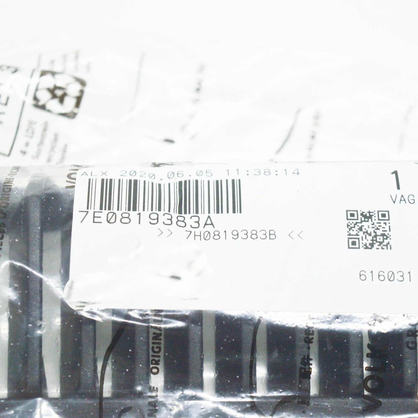 NEW VW TRANSPORTER (2003-2017) REAR B-PILLAR VENT 7H0819383B