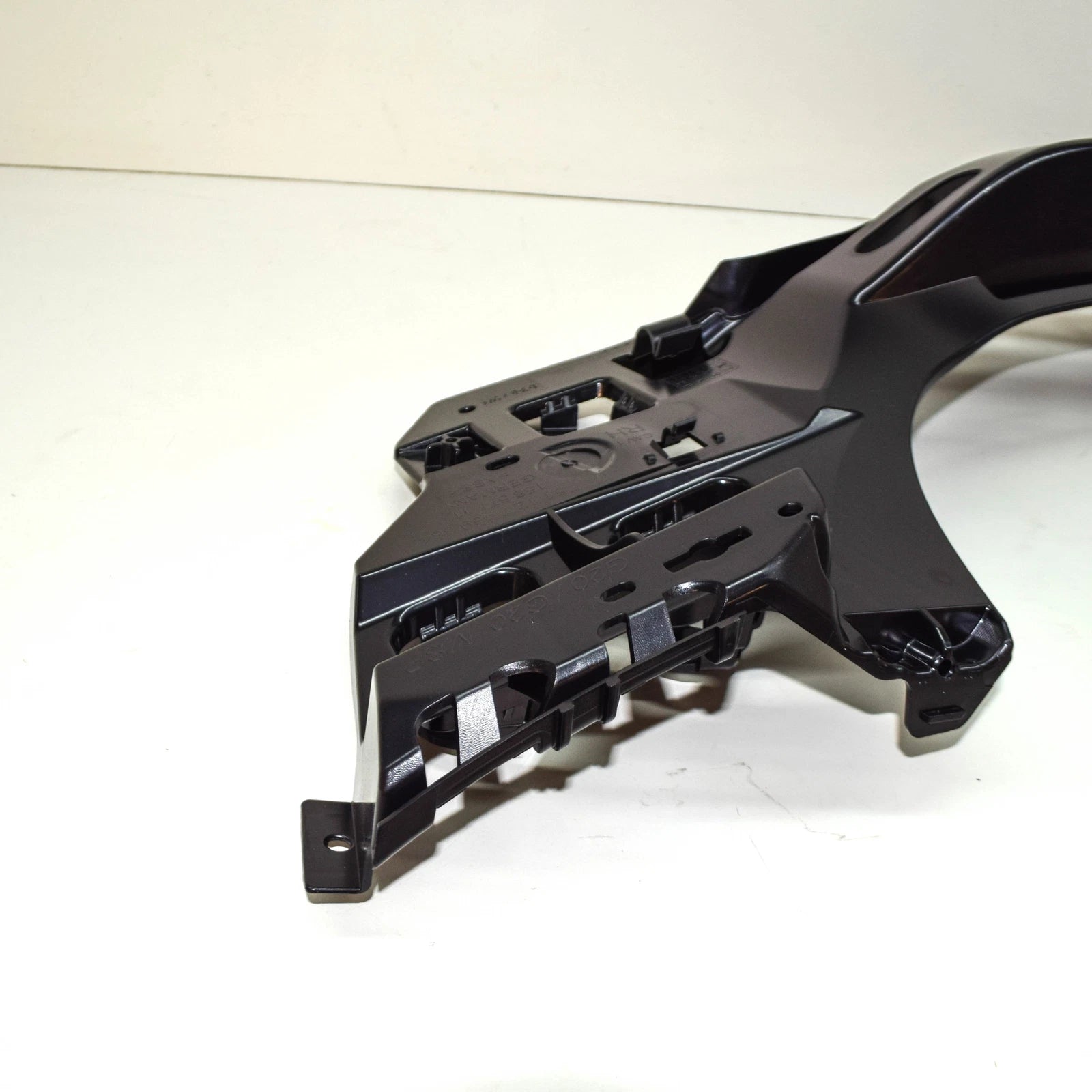 NEW BMW 3 G20 REAR RIGHT BUMPER BRACKET 51127469364 ORIGINAL