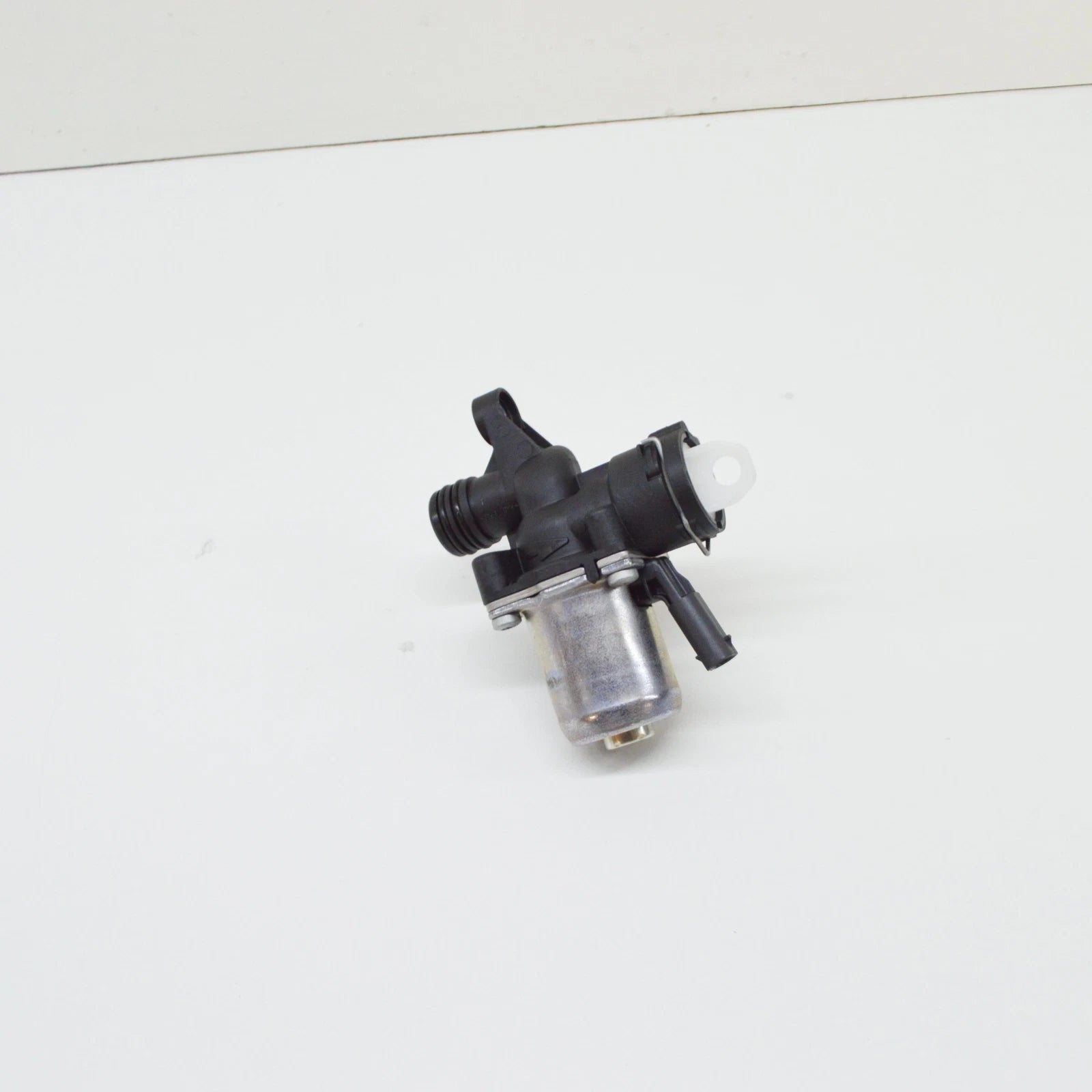 NEW MERCEDES BENZ C W204 HEATER CONTROL VALVE A2722000031