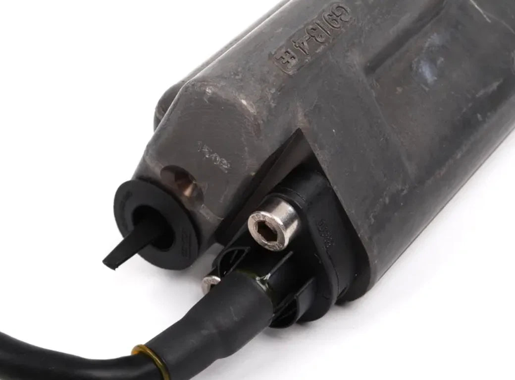 NEW BMW 3 CABRIO E46 CLUTCH SLAVE CYLINDER 2229841 21522229841 ORIGINAL