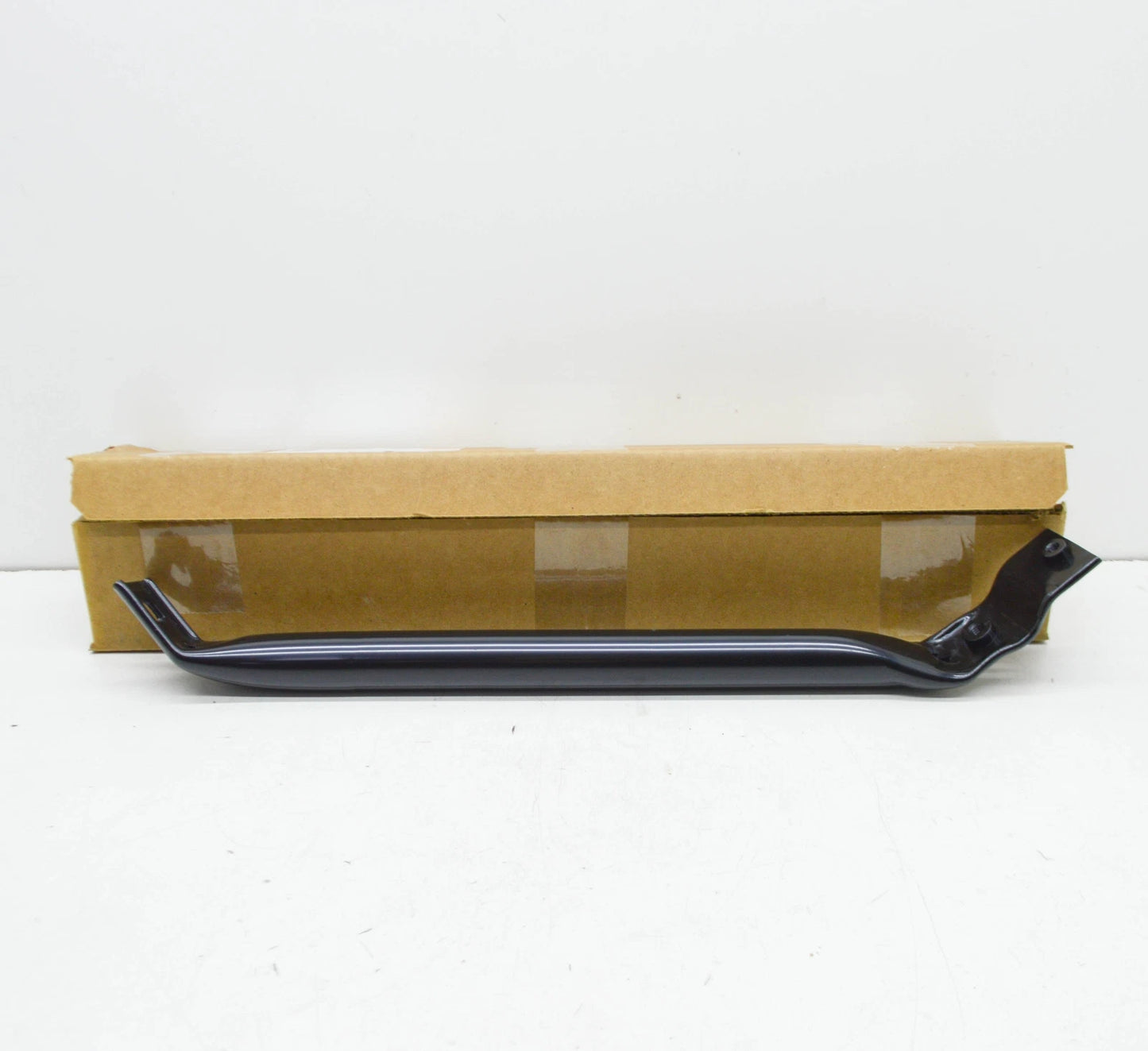 NEW BMW X5 G05 FRONT PANEL LEFT LOWER SUPPORT BRACE 51647469801 ORIGINAL