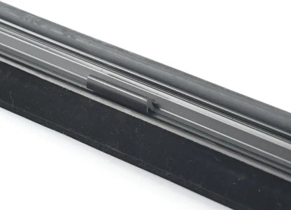 NEW VOLKSWAGEN PASSAT B7 FRONT RIGHT DOOR WINDOW GUIDE 3C4837432F5AP ORIGINAL