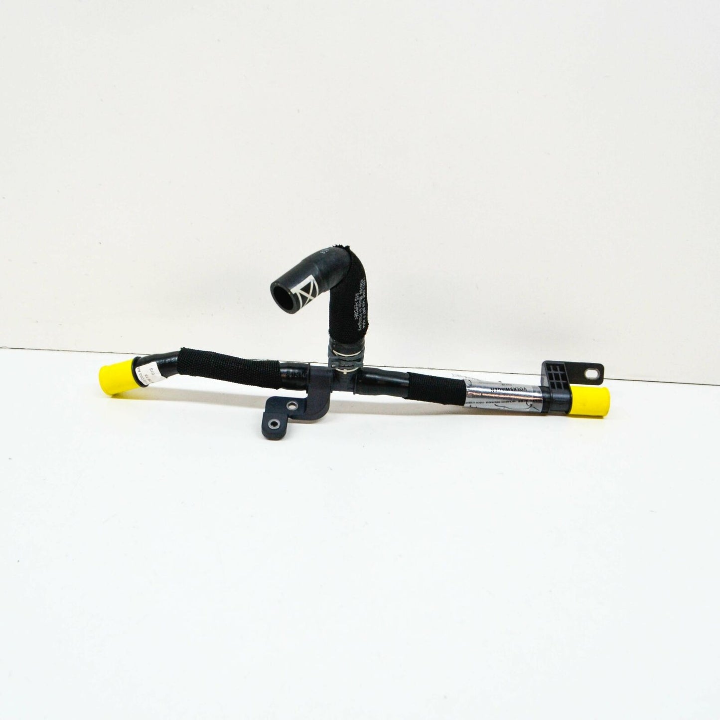 NEW AUDI E-TRON REAR RIGHT DRIVE MOTOR BATTERY PACK COOLANT HOSE 4KE145053AA