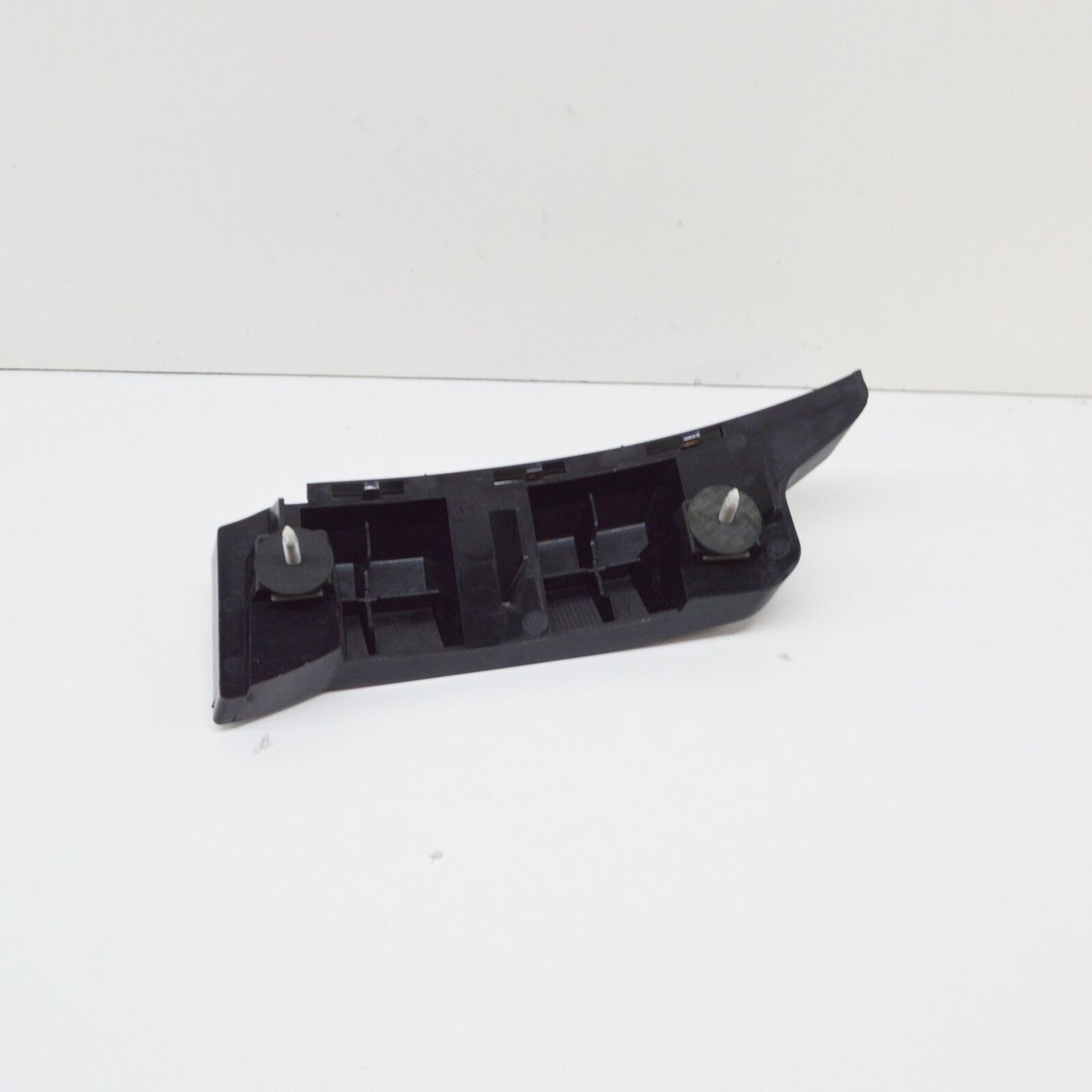 NEW MERCEDES-BENZ C W204 REAR BUMPER LEFT BASIC MOUNTING A2048800503 ORIGINAL