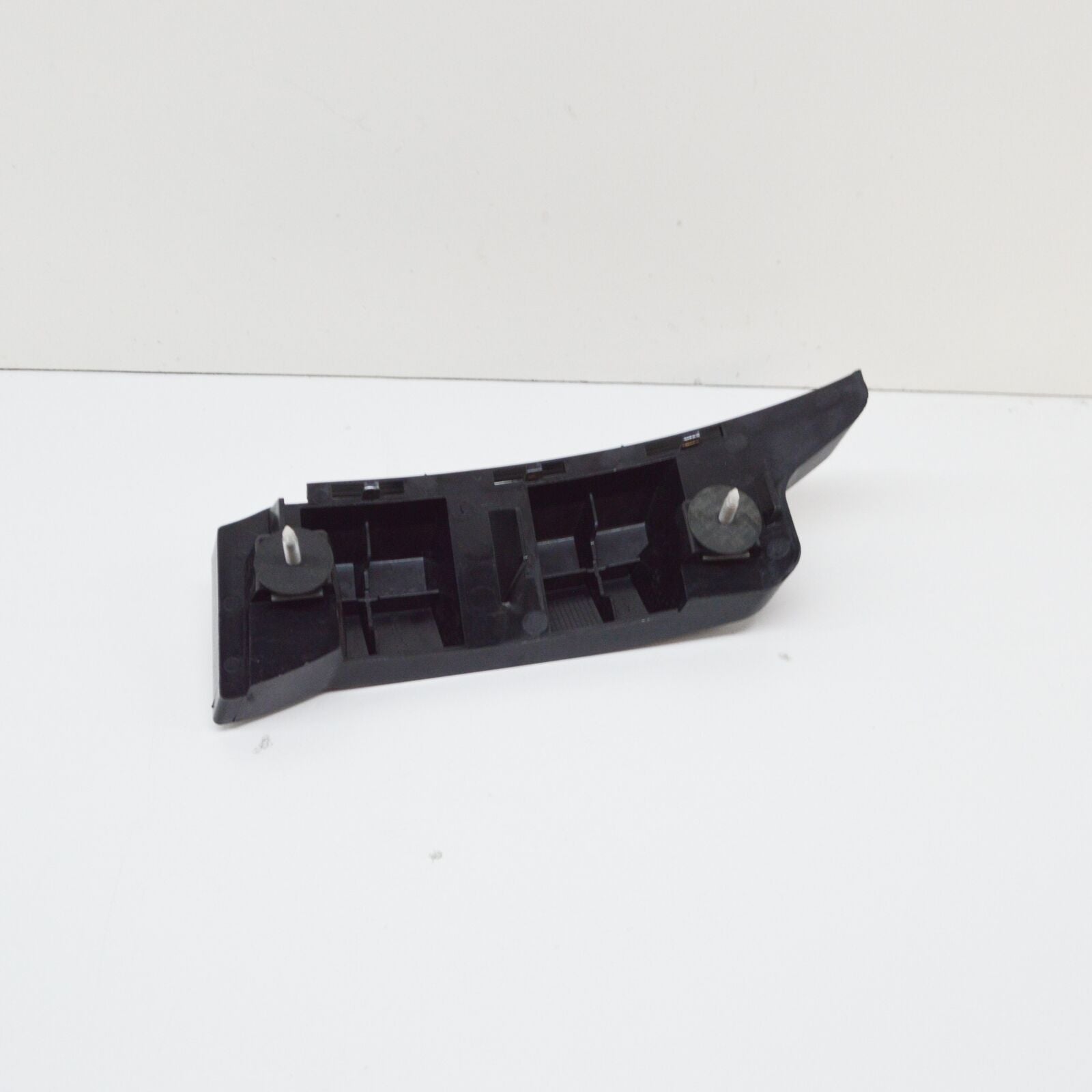 NEW MERCEDES-BENZ C W204 REAR BUMPER LEFT BASIC MOUNTING A2048800503 ORIGINAL