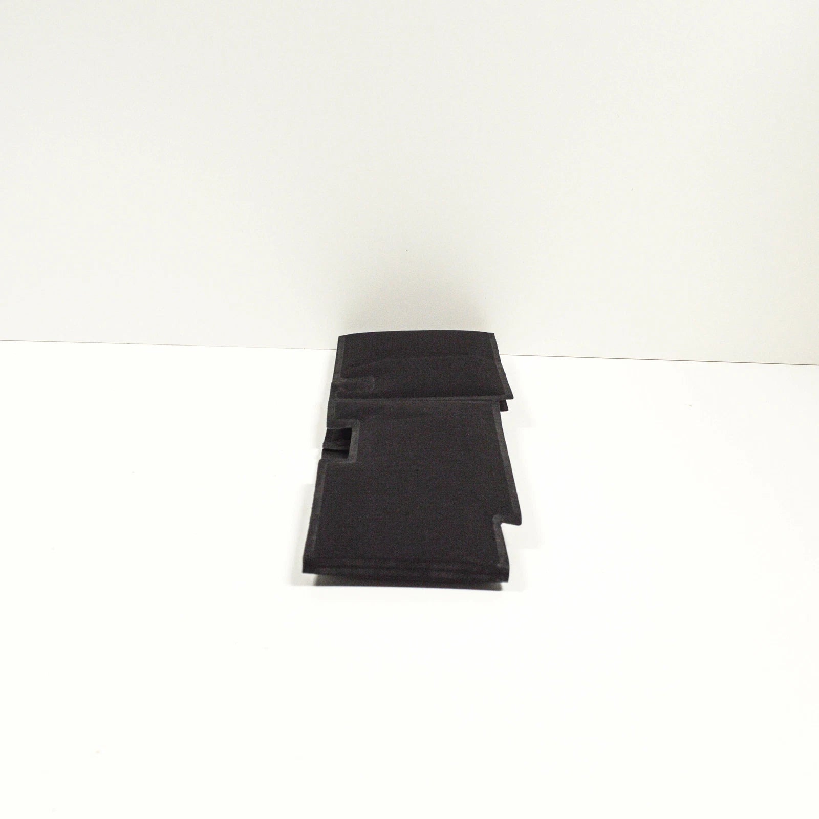 NEW VOLKSWAGEN JETTA A6 BATTERY BOX TRAY COVER 2Q0915418B ORIGINAL